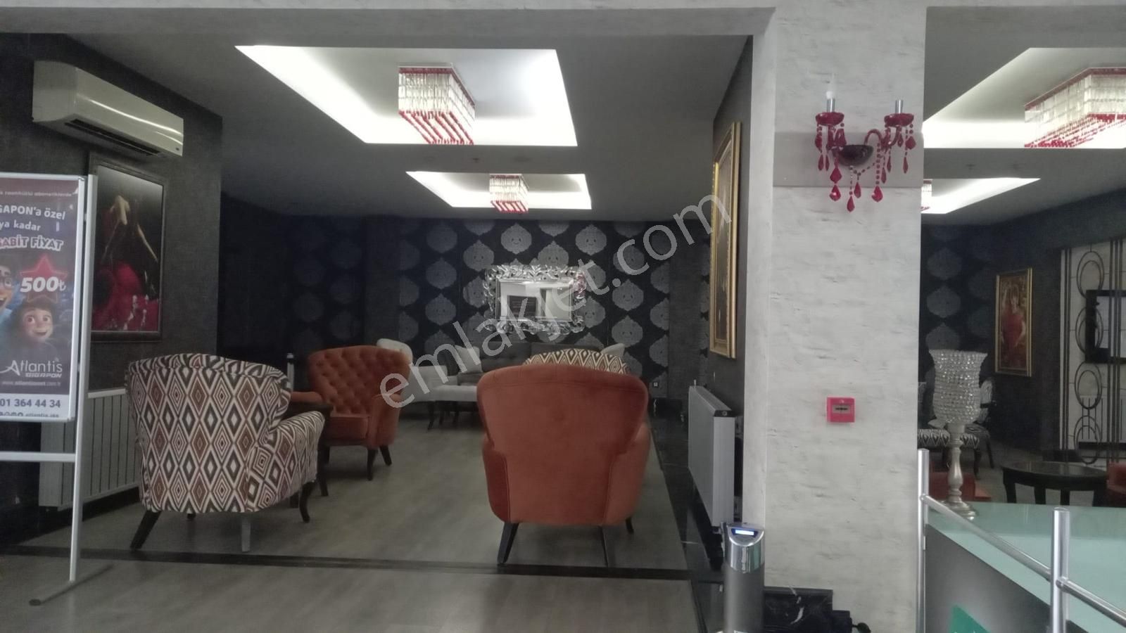 Papatya Residence 2 Merkezi Konumda Metrobüse 5 Dakika 1+0 - Görsel 21