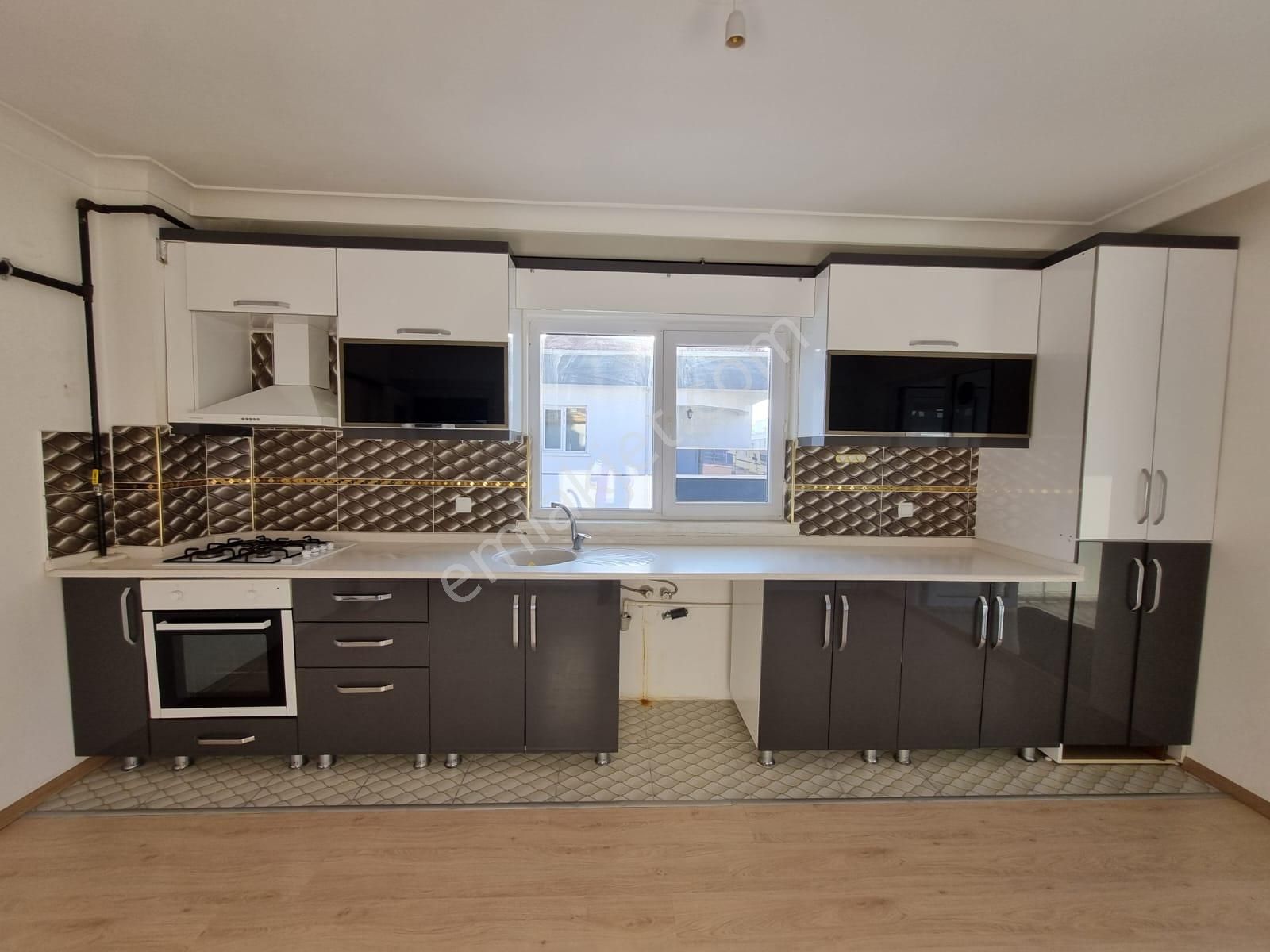 Yenikent Menderes Mahallesi 3+1 Kiralık Daire Geniş Ferah - Görsel 4