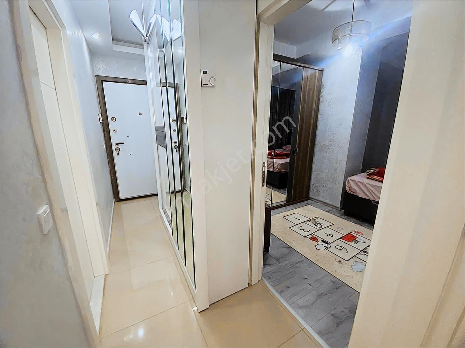 Hurma'da Satılık 1+1 Yüksek Giriş Full Eşyalı D.gazlı Daire - Görsel 20