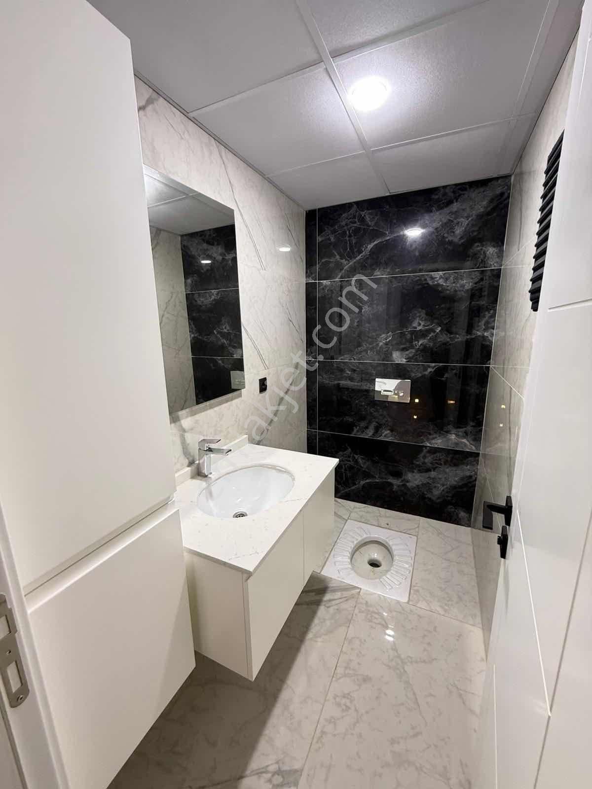 T.özal Fuar Alanına 2.dk Mesafede Herkat Tek Daire Göl Manzaralı - Görsel 10