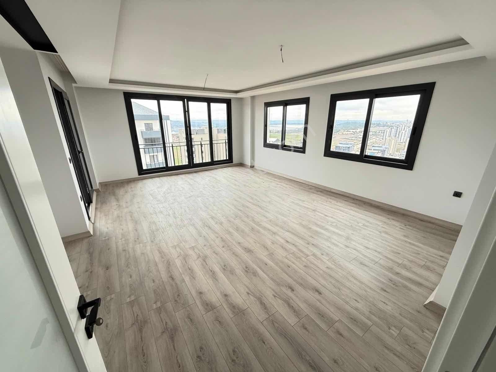 T.özal Fuar Alanına 2.dk Mesafede Herkat Tek Daire Göl Manzaralı - Görsel 6