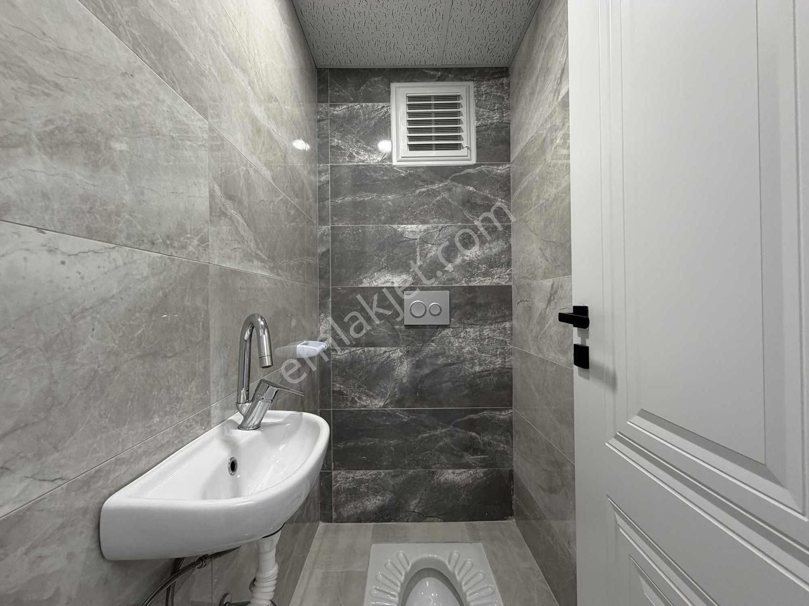 Karapınarda Eşsiz Manzaralı 3+1 Site İçi Geniş Daire - Görsel 38