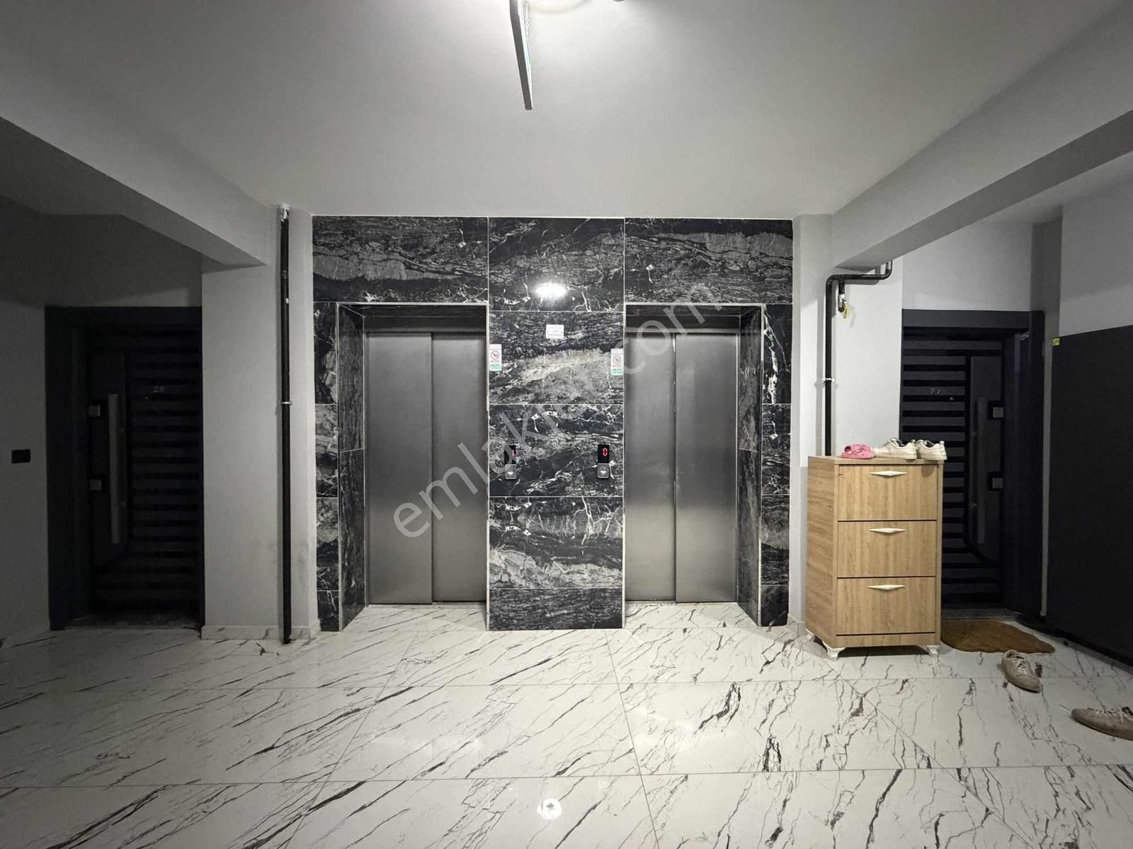 Karapınarda Eşsiz Manzaralı 3+1 Site İçi Geniş Daire - Görsel 2