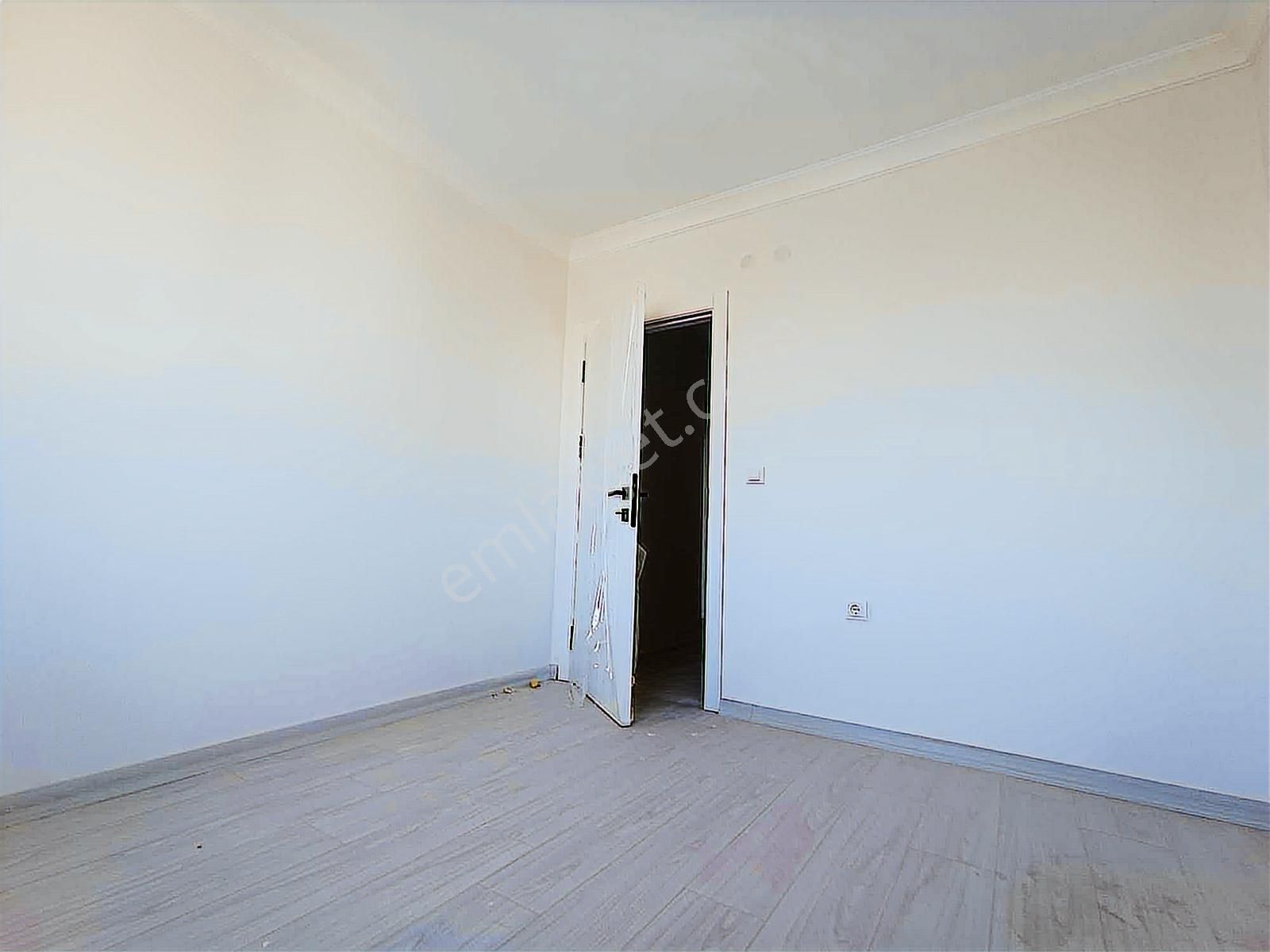 Fahri Korutürk Mh. Ana Caddede Asansörlü 4+1 Satılık Sıfır Daire - Görsel 6