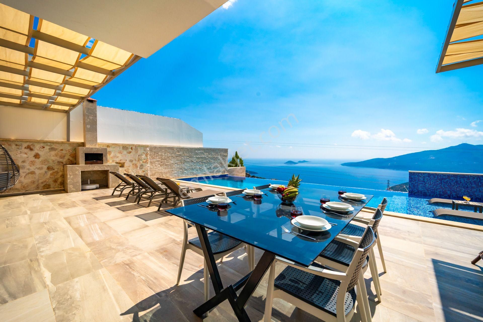 Kalkan Kördere'de Deniz Manzaralı, Jakuzili Villa - Görsel 7