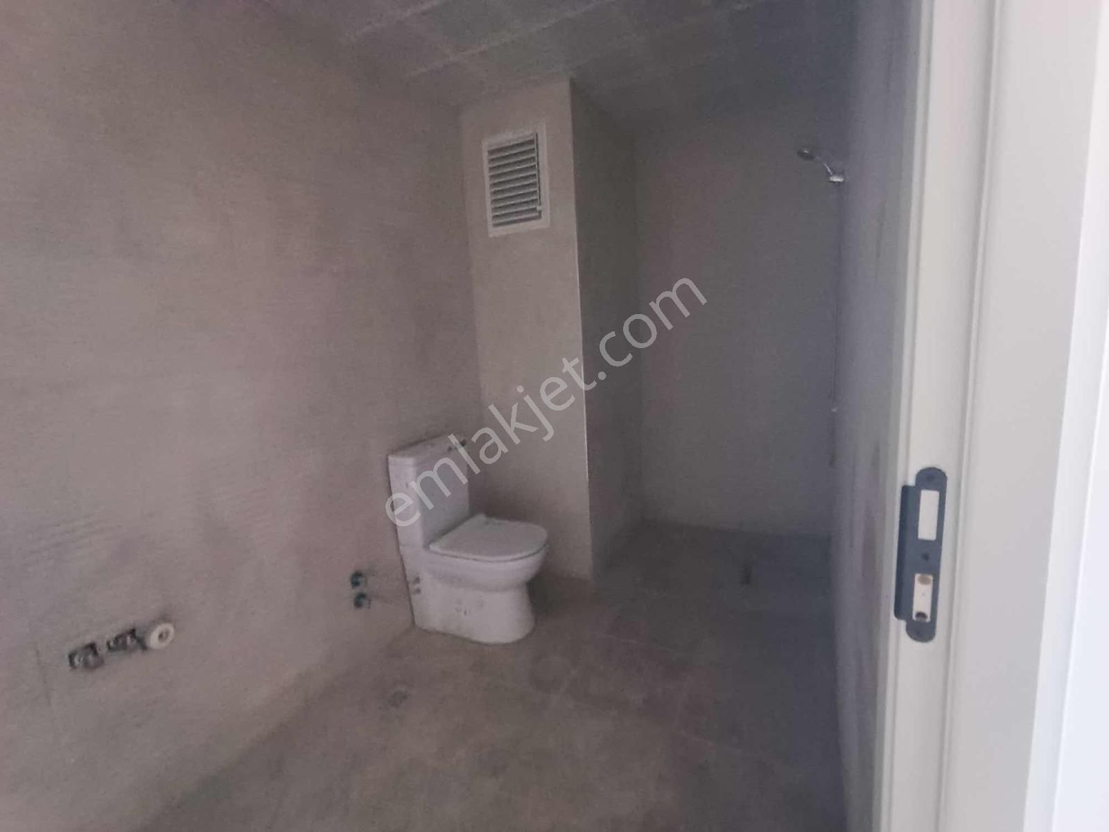 Fahri Korutürk Mh. Ana Caddede Asansörlü 3+1 Satılık Sıfır Daire - Görsel 33