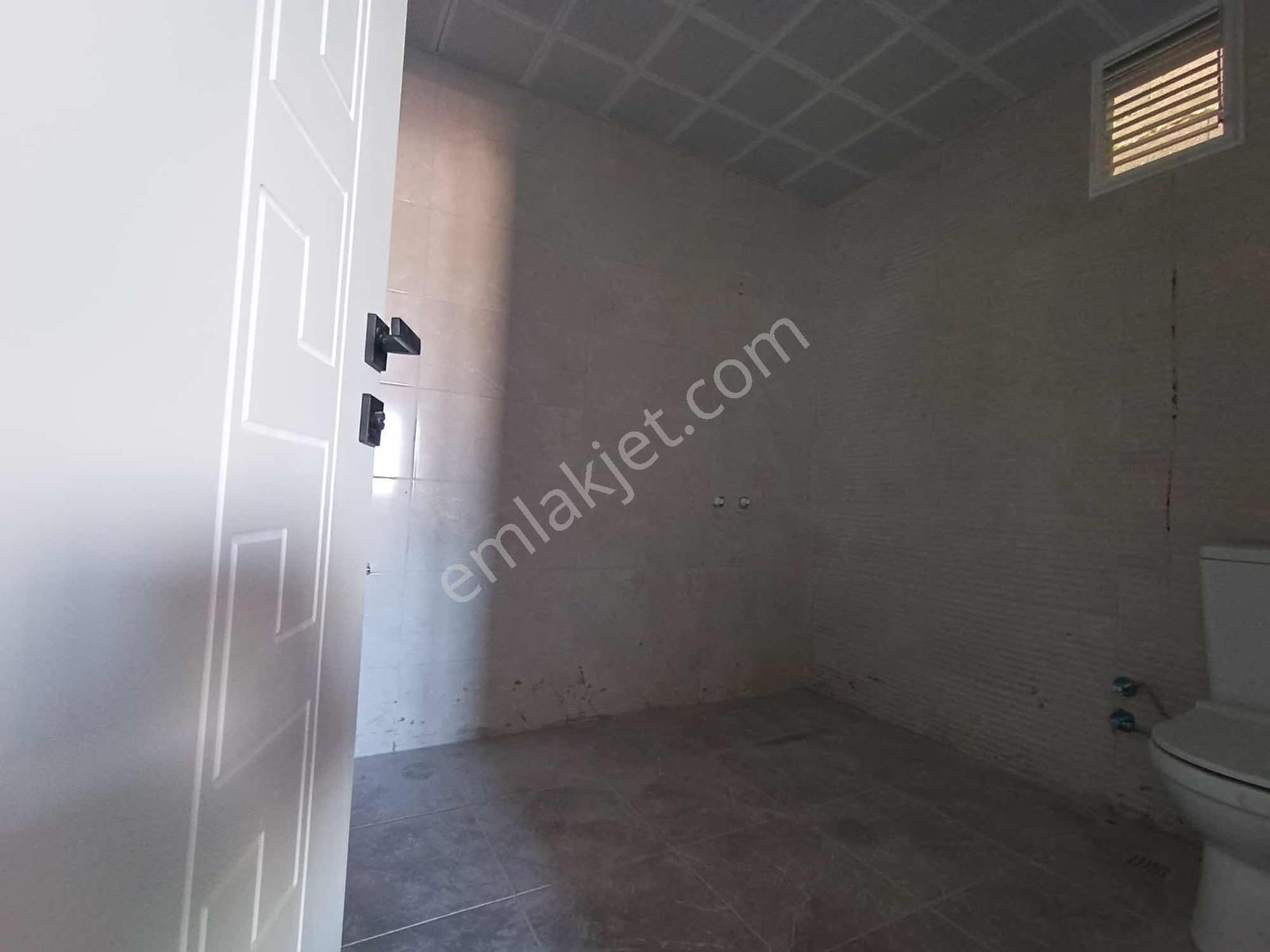 Fahri Korutürk Mh. Ana Caddede Asansörlü 3+1 Satılık Sıfır Daire - Görsel 32