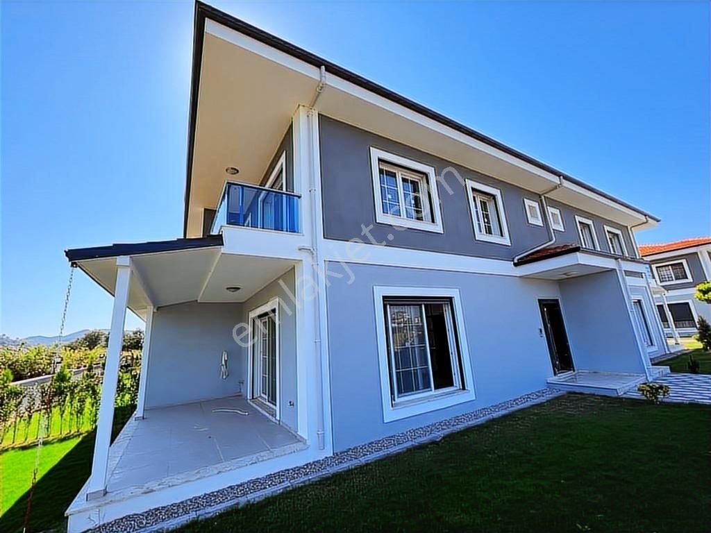 Paşa Emlaktan Dalaman'da Havuzlu Sitede 2+1 Sıfır Villa - Görsel 13