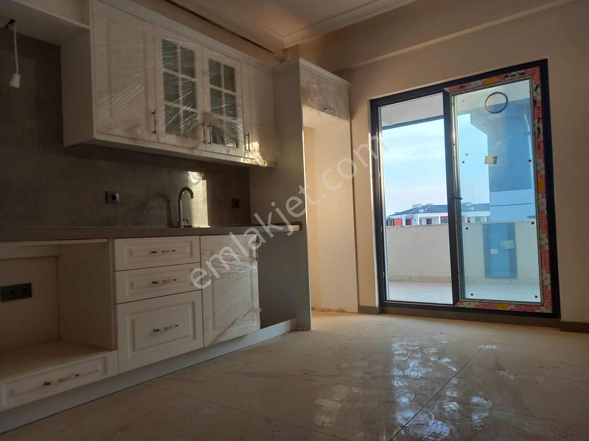 Roma' Dan Akhisar' Da Satılık Lüks Daire - Görsel 18