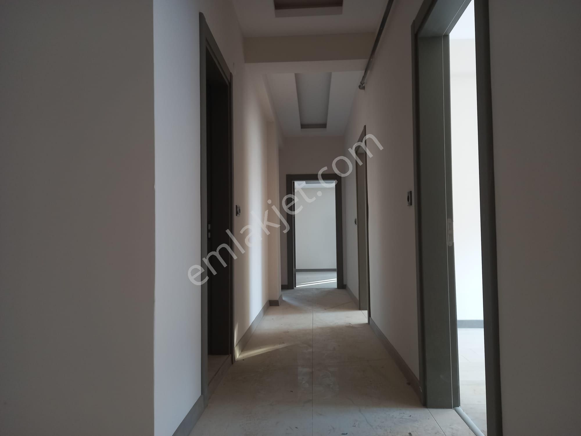 Roma' Dan Akhisar' Da Satılık Lüks Daire - Görsel 10