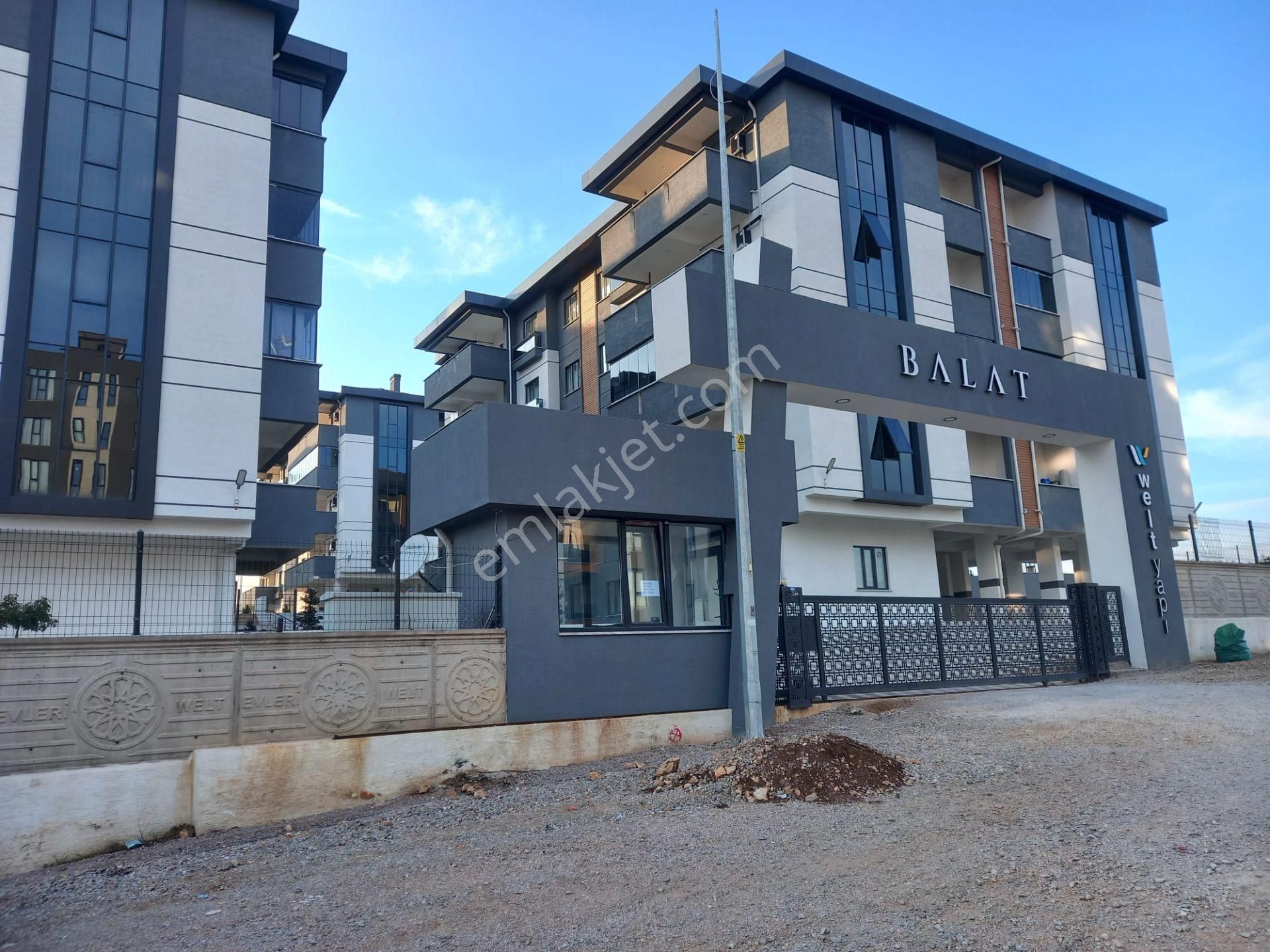 Roma' Dan Akhisar' Da Satılık Lüks Daire - Görsel 5