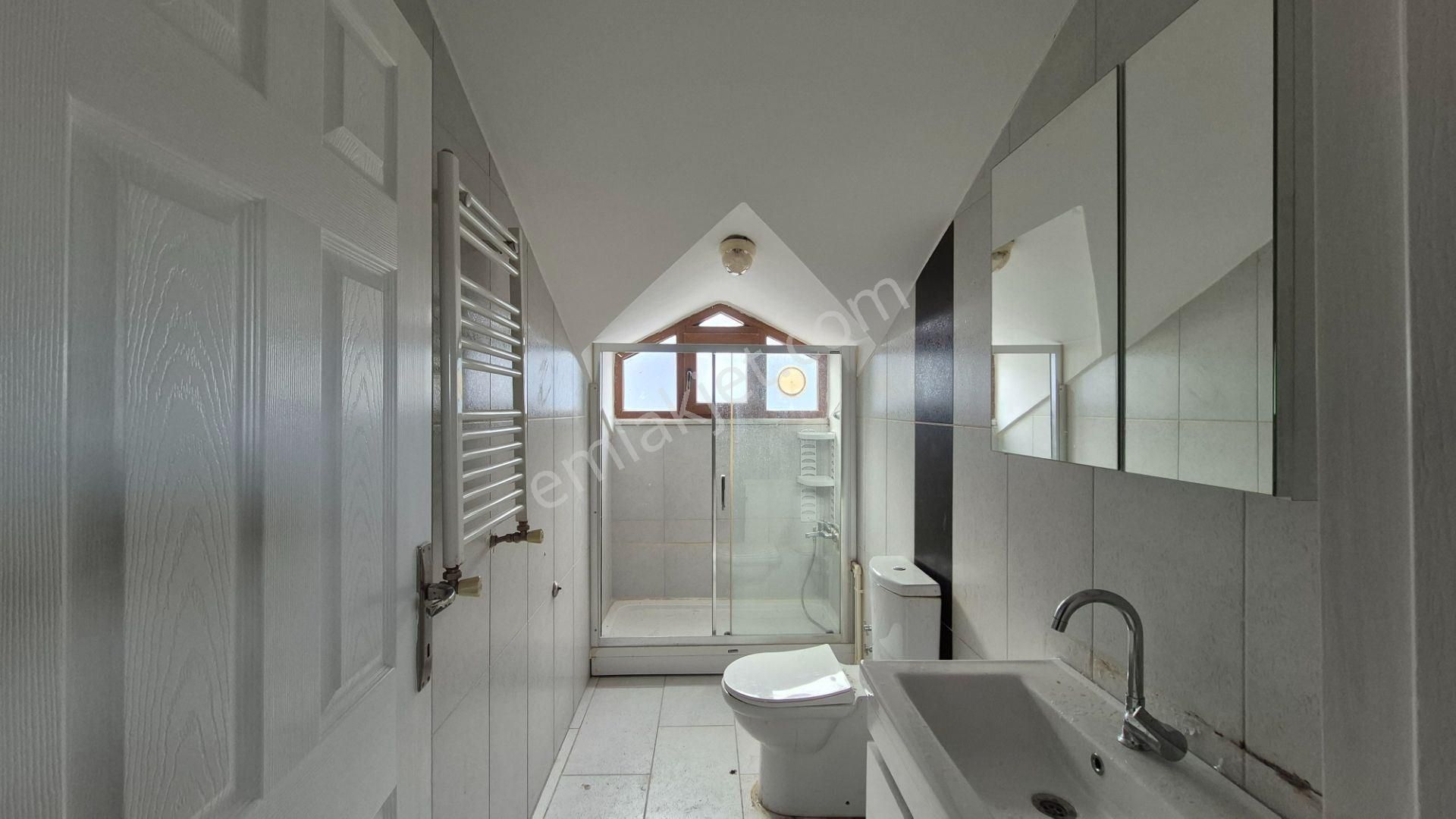 Üsküdar Ferah Mah 4+1 + Teras Kiralık Dubleks Daire Enta Emlak - Görsel 22