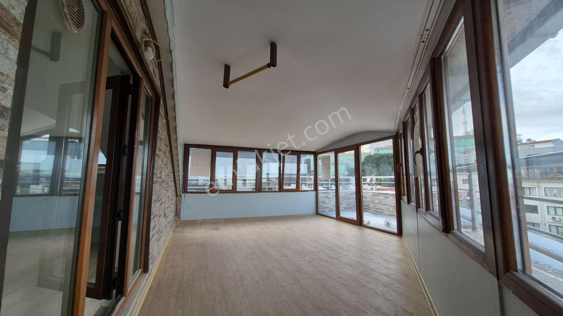 Üsküdar Ferah Mah 4+1 + Teras Kiralık Dubleks Daire Enta Emlak - Görsel 24