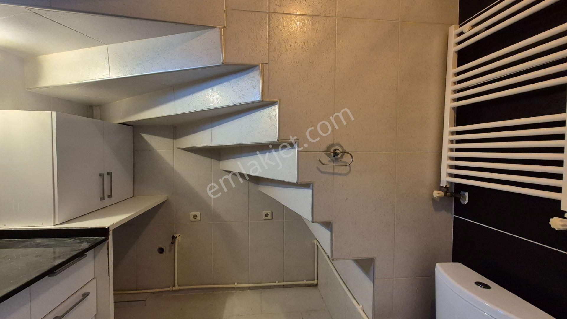 Üsküdar Ferah Mah 4+1 + Teras Kiralık Dubleks Daire Enta Emlak - Görsel 18