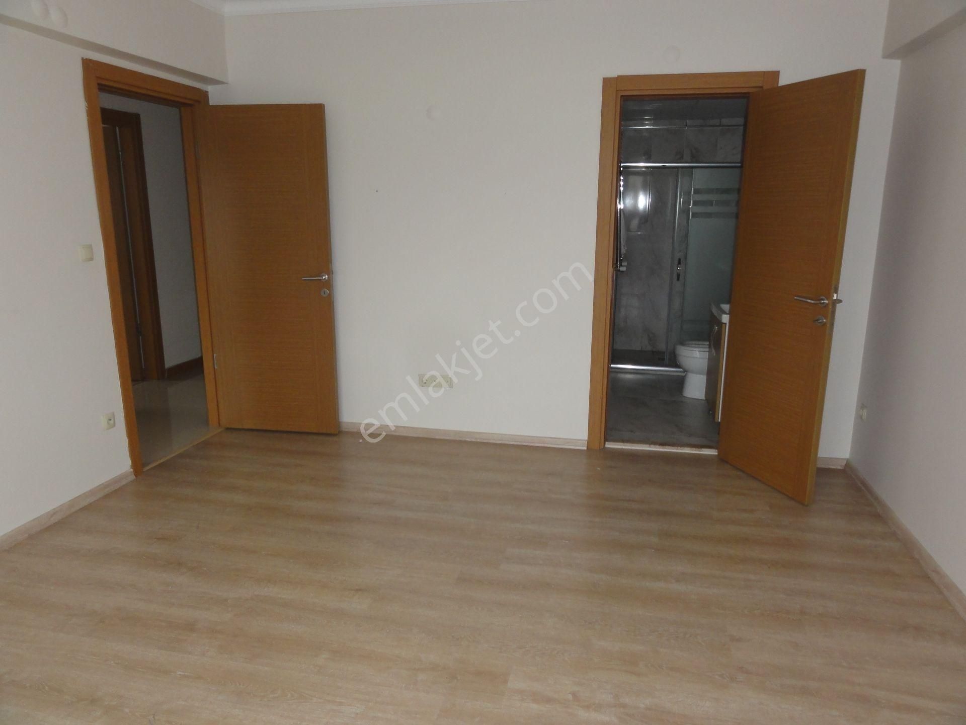 Dora'dan Gökçeren Sitesinde 3+1 Ferah Daire - Görsel 14