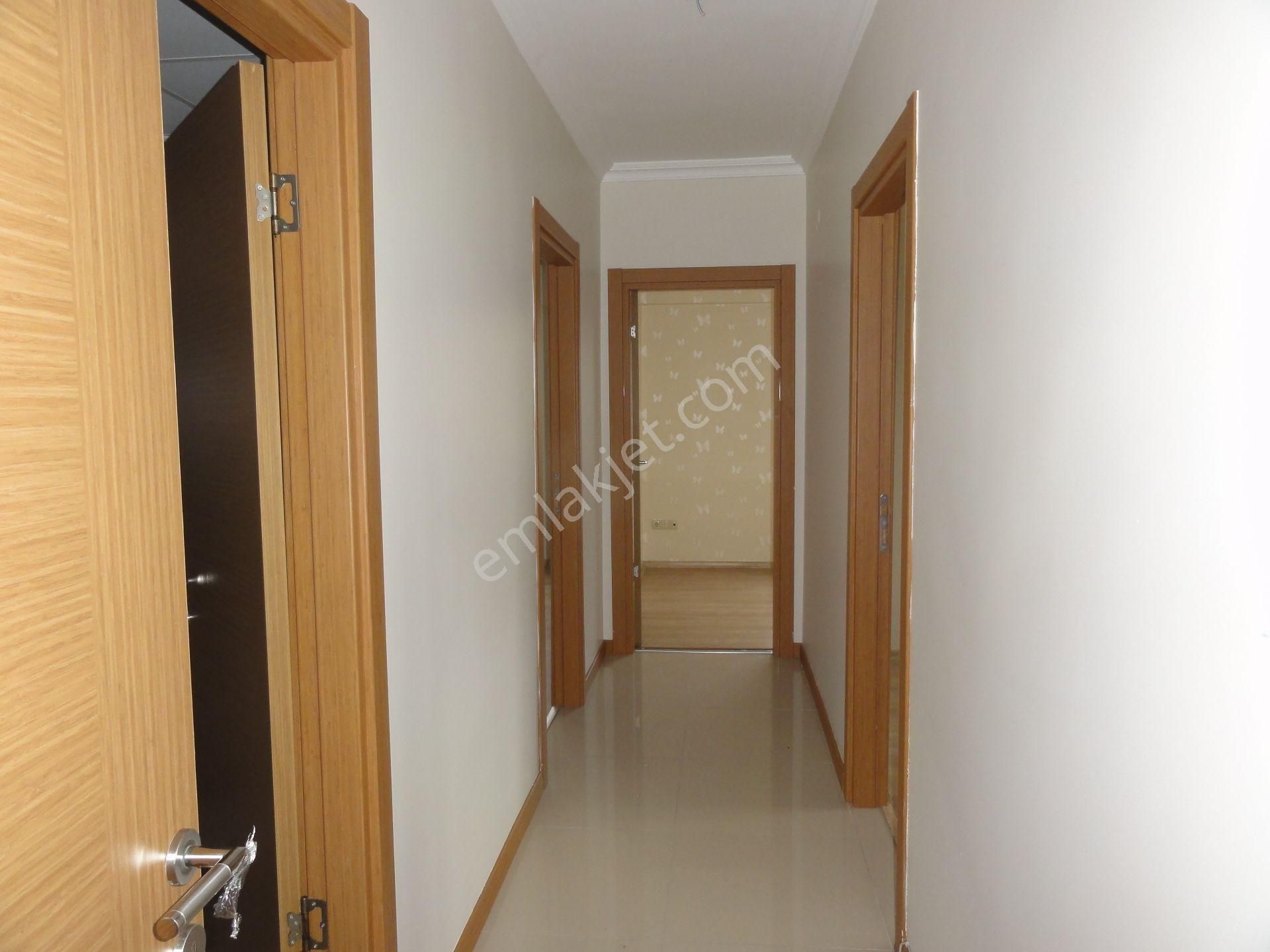 Dora'dan Gökçeren Sitesinde 3+1 Ferah Daire - Görsel 8