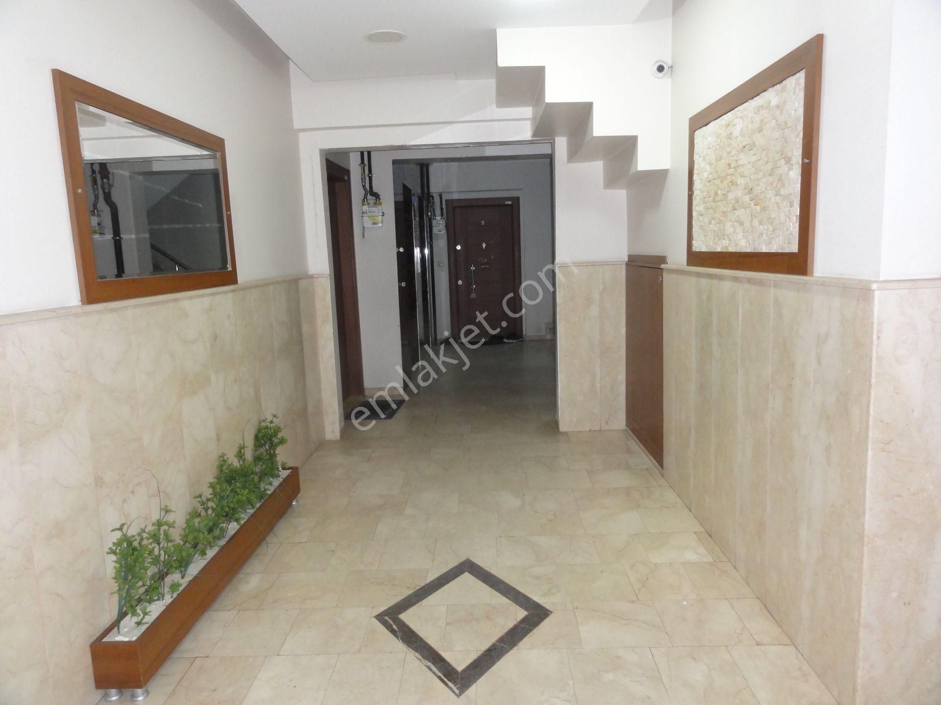 Dora'dan Gökçeren Sitesinde 3+1 Ferah Daire - Görsel 17