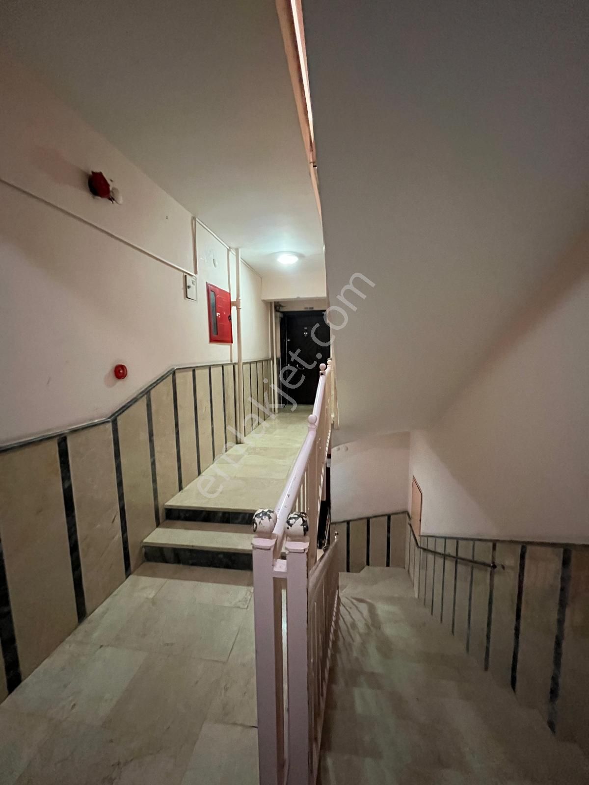 Bilgen Vatan'dan Bağlarbaşı Merkez'de Katta Bu Fiyata Son Daireler 1. Kat 3+1 Satılık Daire - Görsel 18