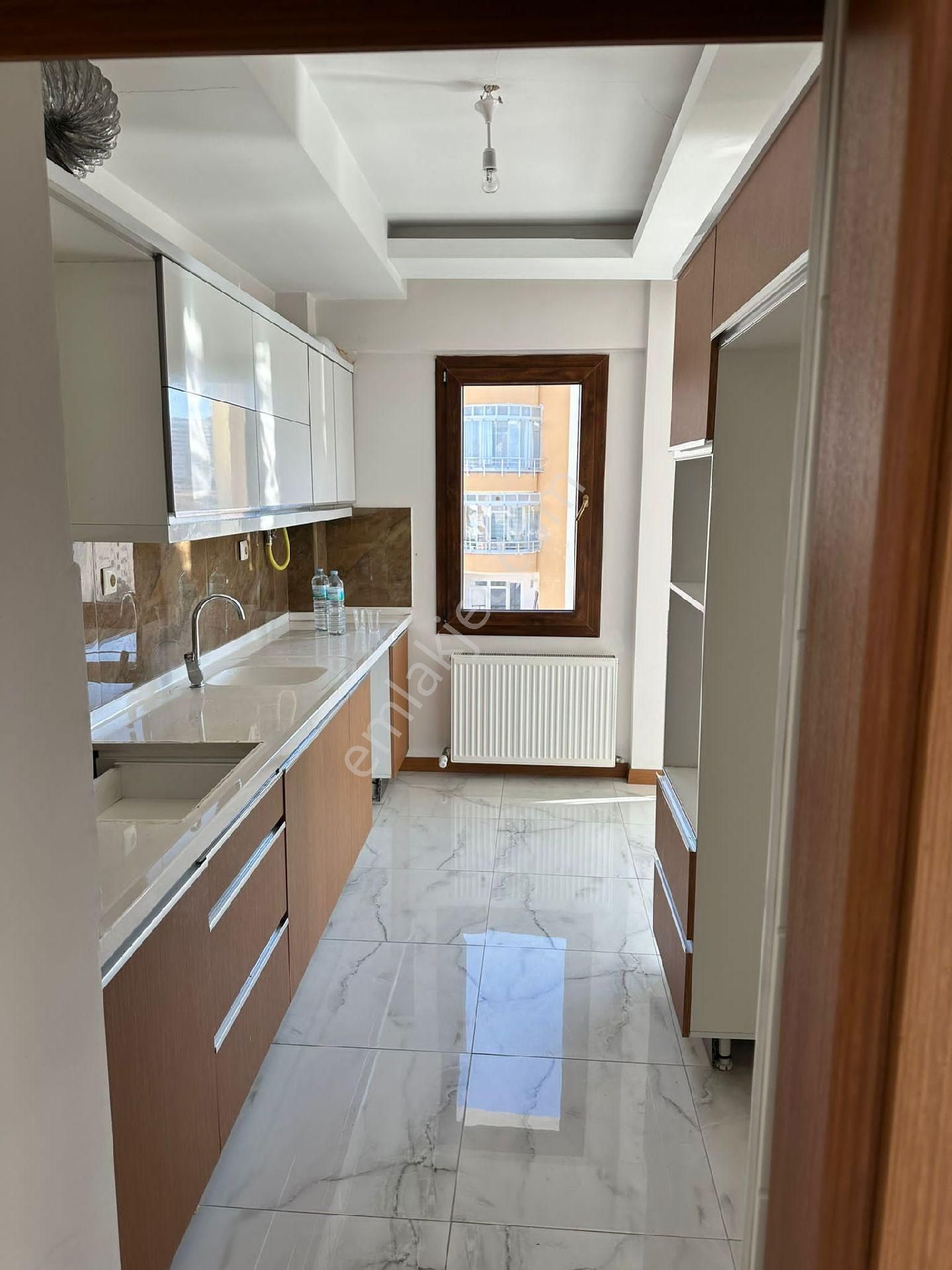 Talas Jandarma Momutanlığı Karşısında 4+1