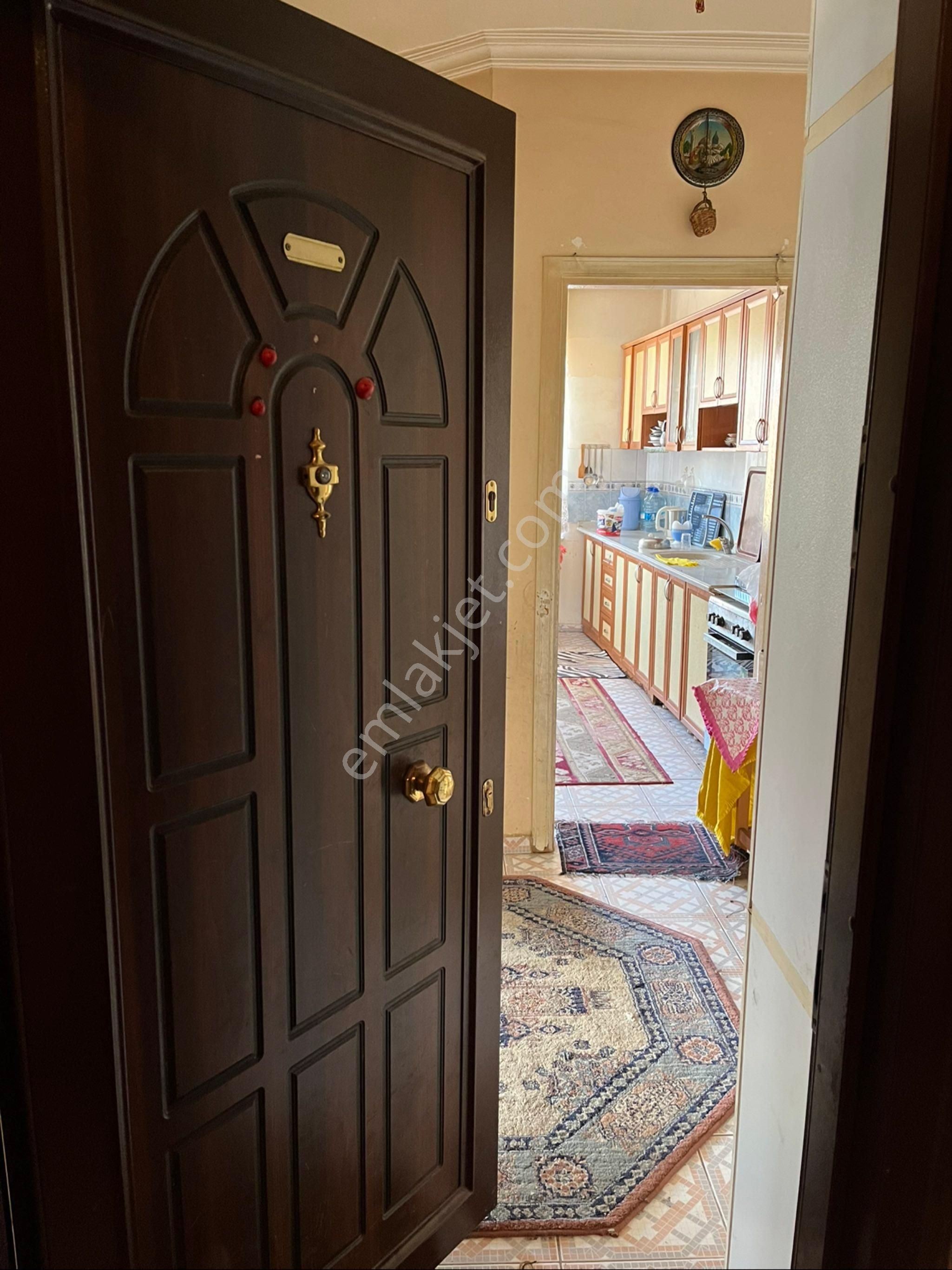 Yüksekalanda 3+1 130 Metrekare Satılık Daire