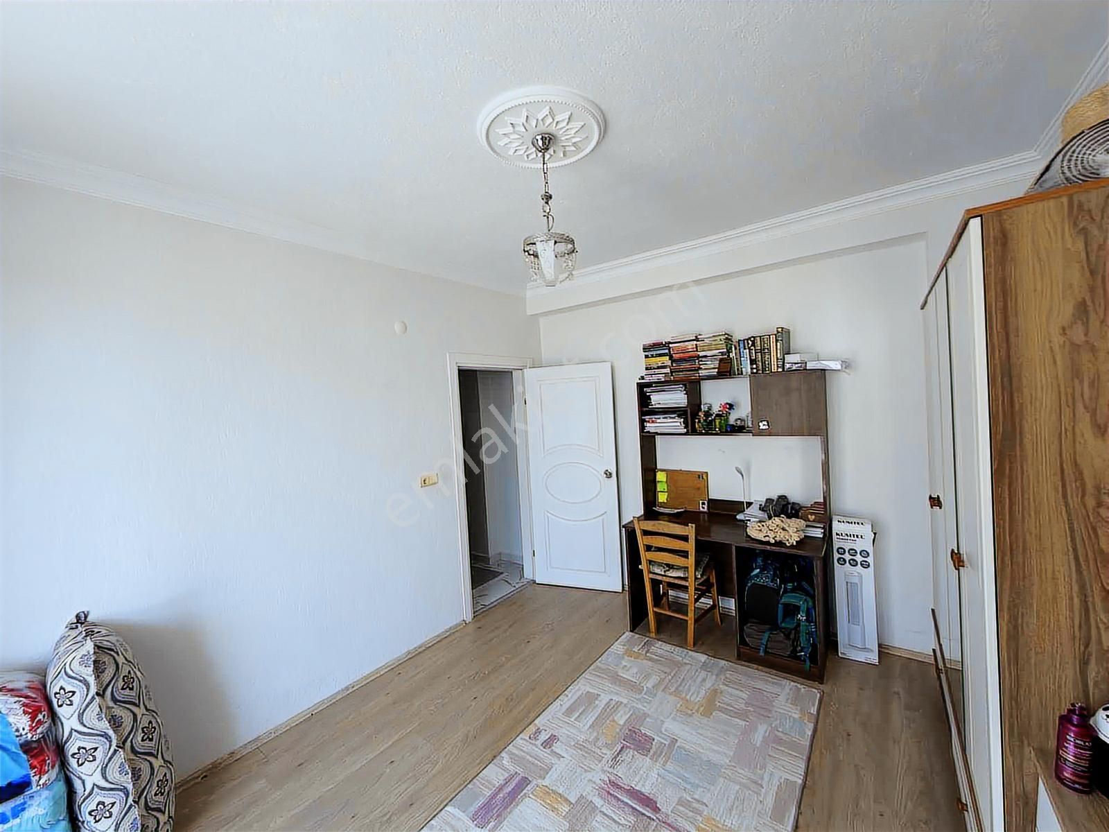 Fiyatı Düşen Sarılarda 3. Kat 2+1 Satılık Daire - Görsel 21