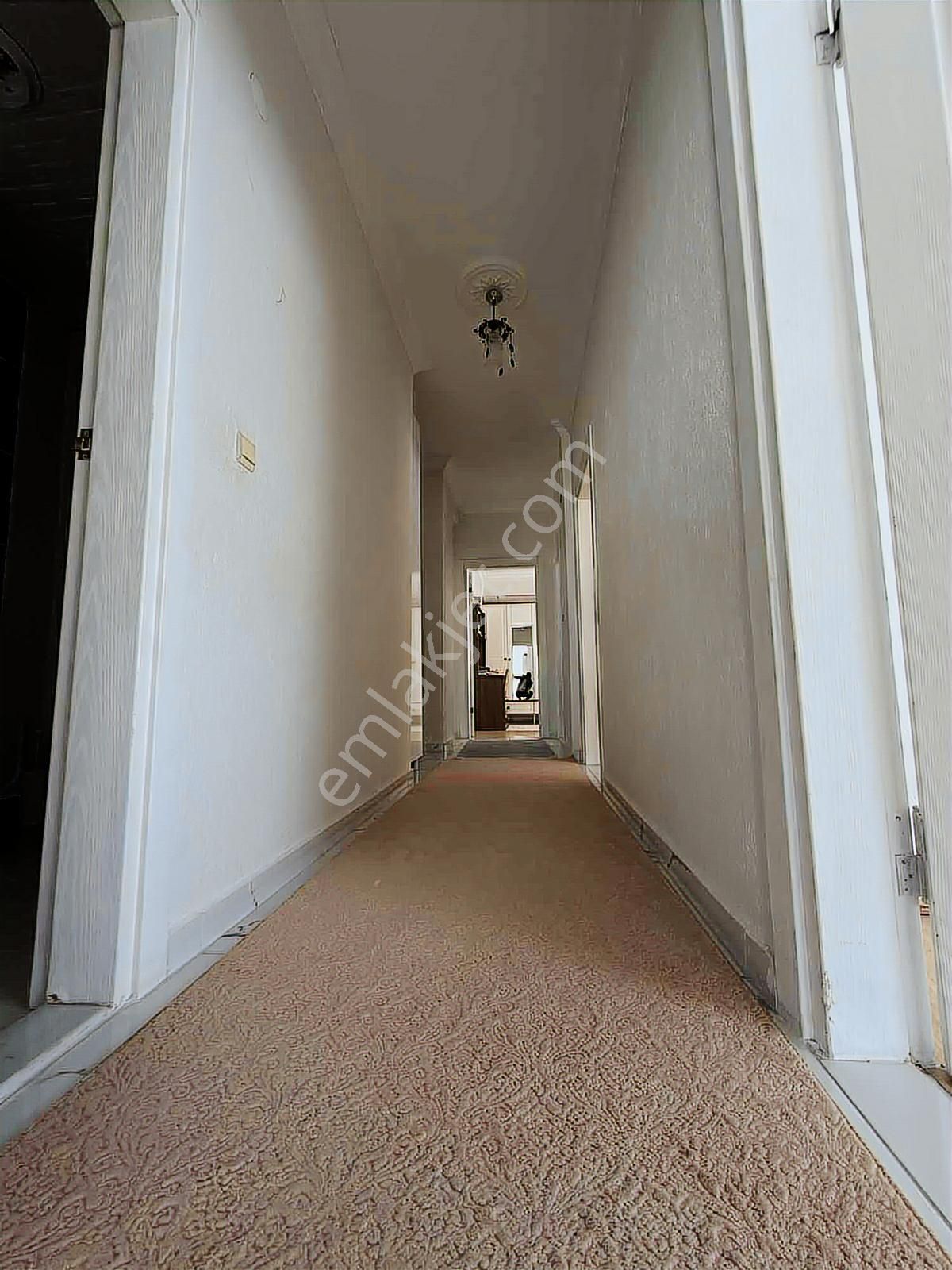 Fiyatı Düşen Sarılarda 3. Kat 2+1 Satılık Daire - Görsel 3