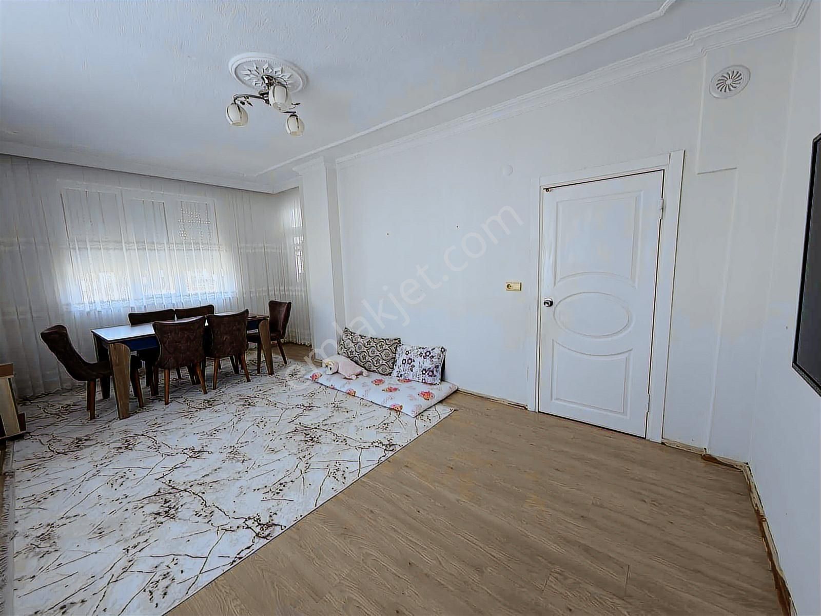 Fiyatı Düşen Sarılarda 3. Kat 2+1 Satılık Daire - Görsel 10