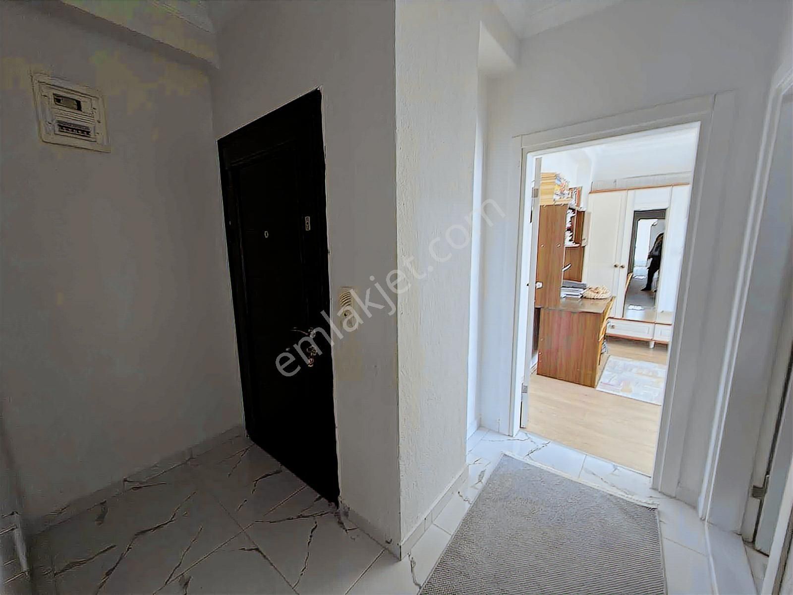 Fiyatı Düşen Sarılarda 3. Kat 2+1 Satılık Daire - Görsel 11