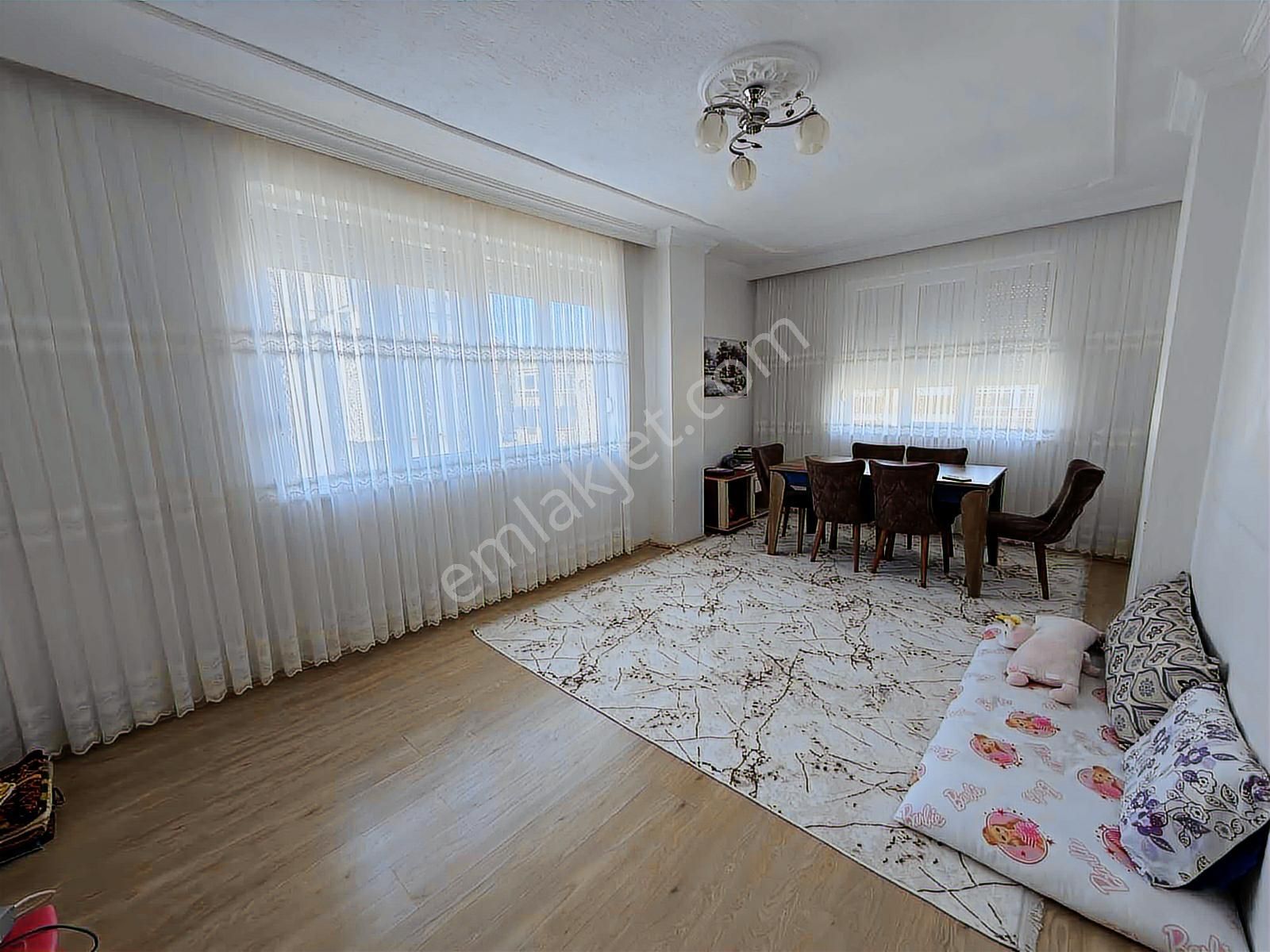 Fiyatı Düşen Sarılarda 3. Kat 2+1 Satılık Daire - Görsel 23