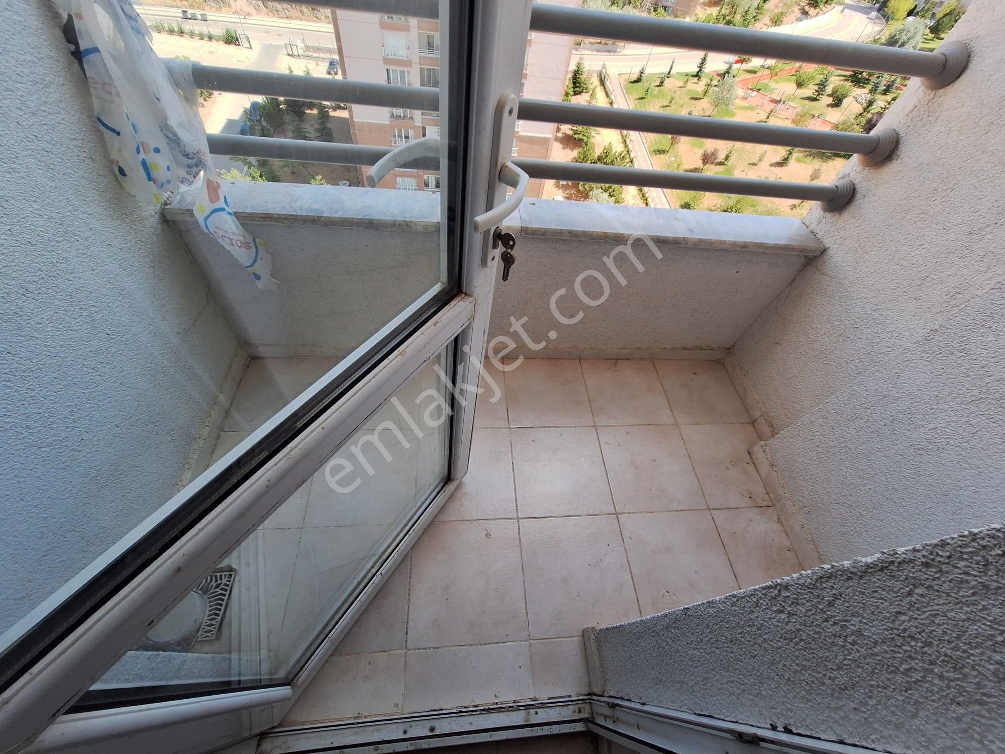 2. Bölge Migros Karşısı En Üst Kat - Görsel 3