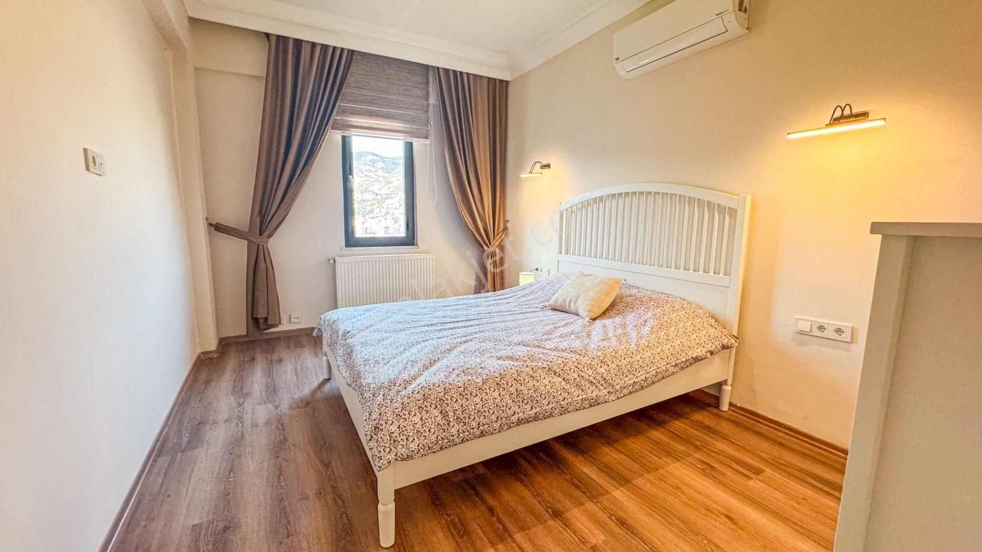 Alanya Kale’de Deniz Manzaralı Eşyalı 3+1 Satılık Daire - Görsel 13