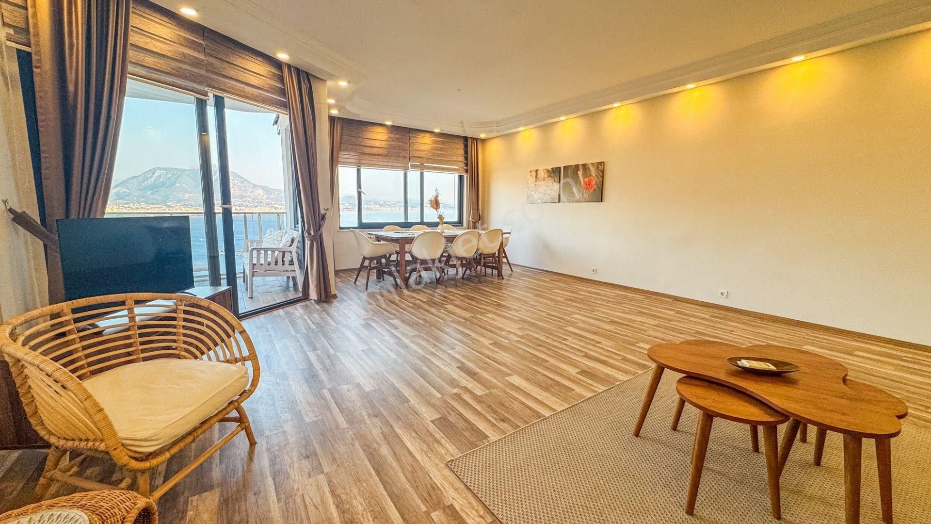 Alanya Kale’de Deniz Manzaralı Eşyalı 3+1 Satılık Daire - Görsel 3