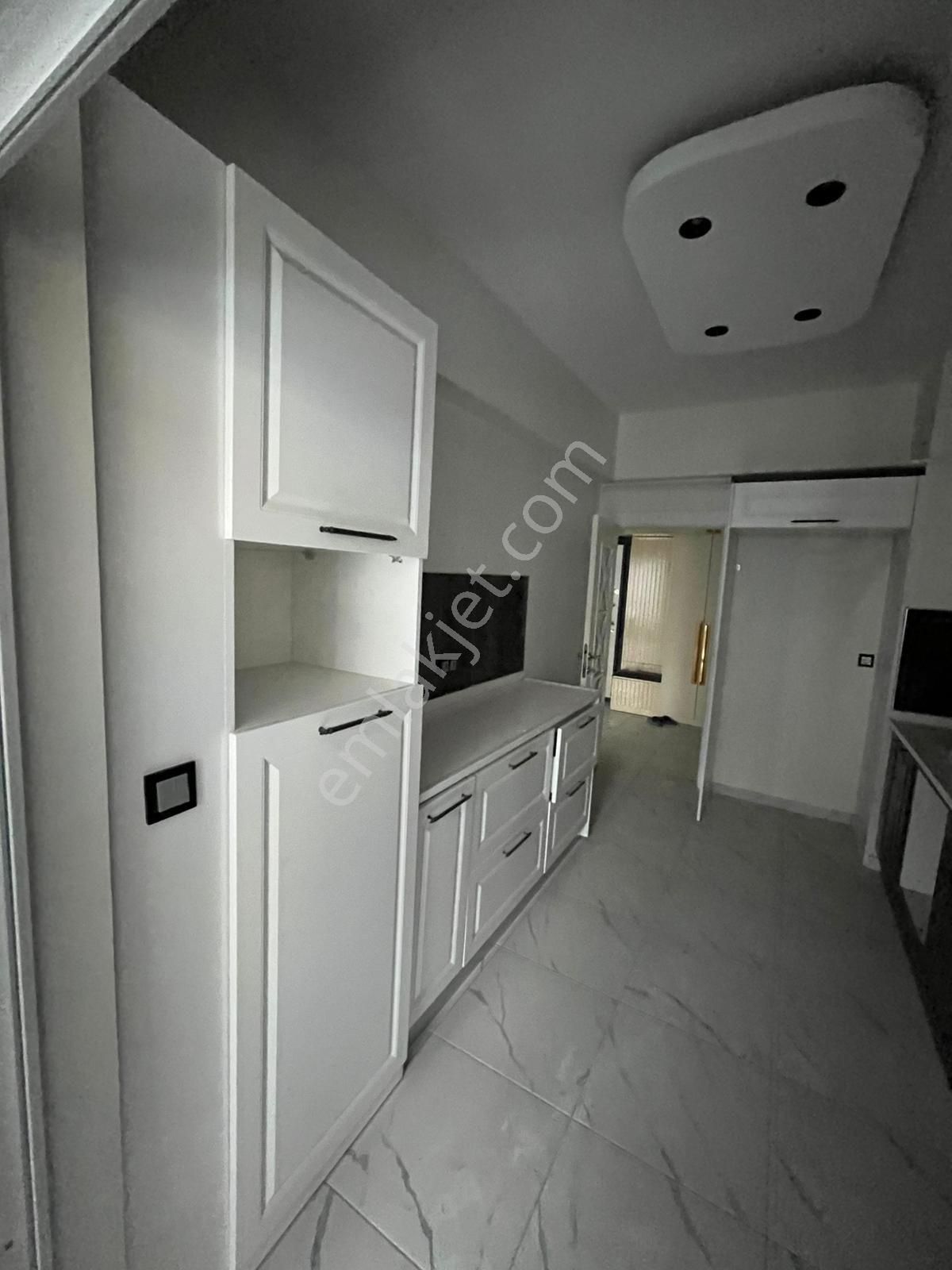 Bahçelievler Mahallesinde Harika Konumlu Yatay Mimari//3+1 - Görsel 11