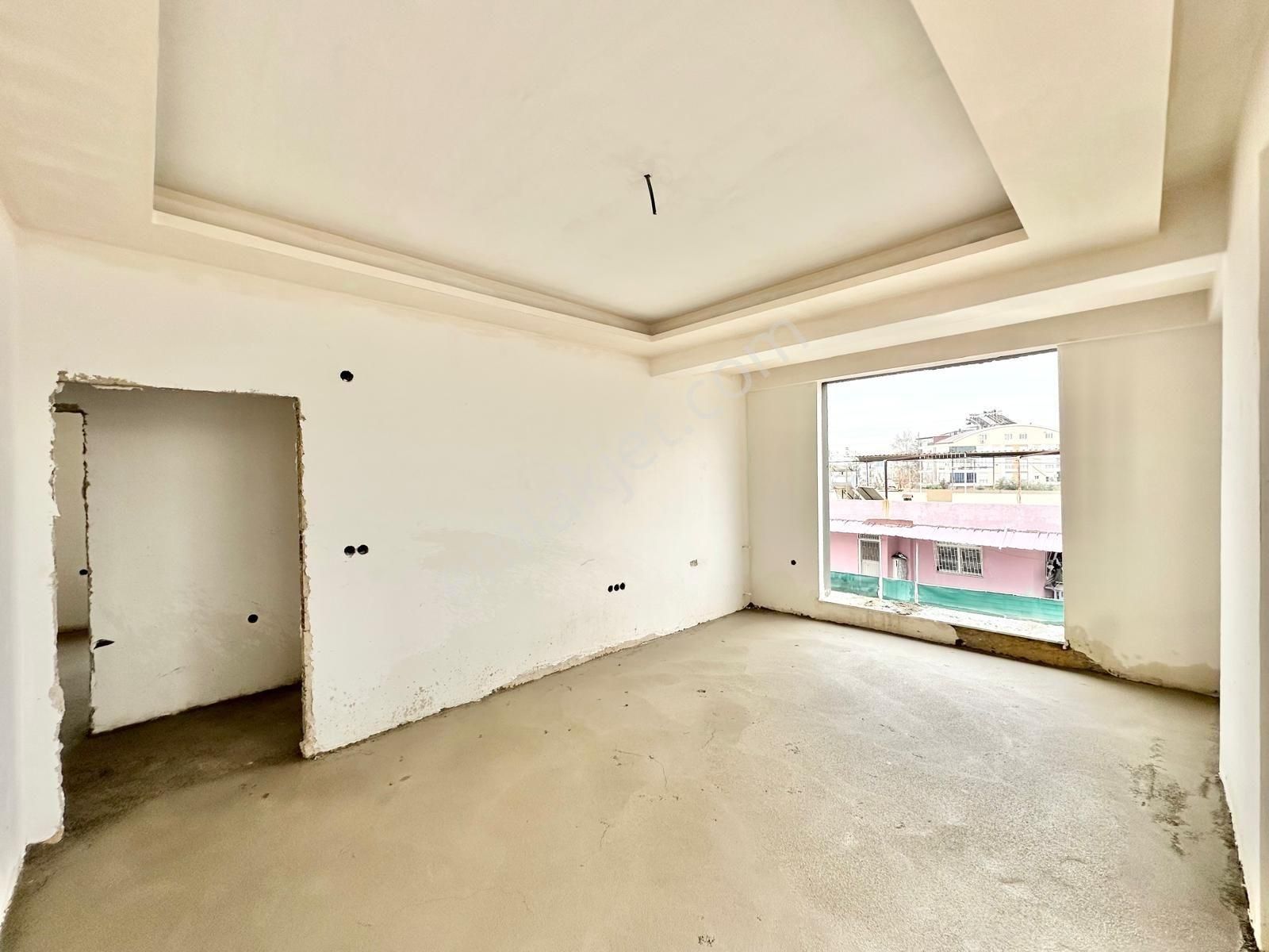 M.akif Ersoy'da Satılık Havuzlu Asansörlü Lüx 2+1 Sıfır Daire ! - Görsel 2