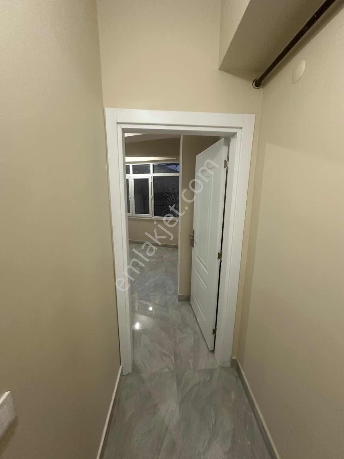 Sarıyer Cumhuriyet Mahallesin'de 2+1 Sıfır Daire - Görsel 3