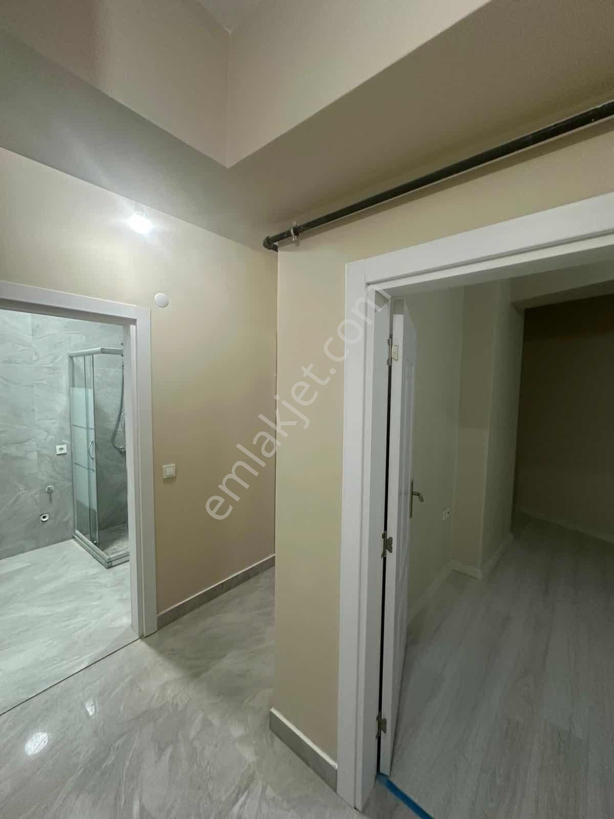 Sarıyer Cumhuriyet Mahallesin'de 2+1 Sıfır Daire - Görsel 7