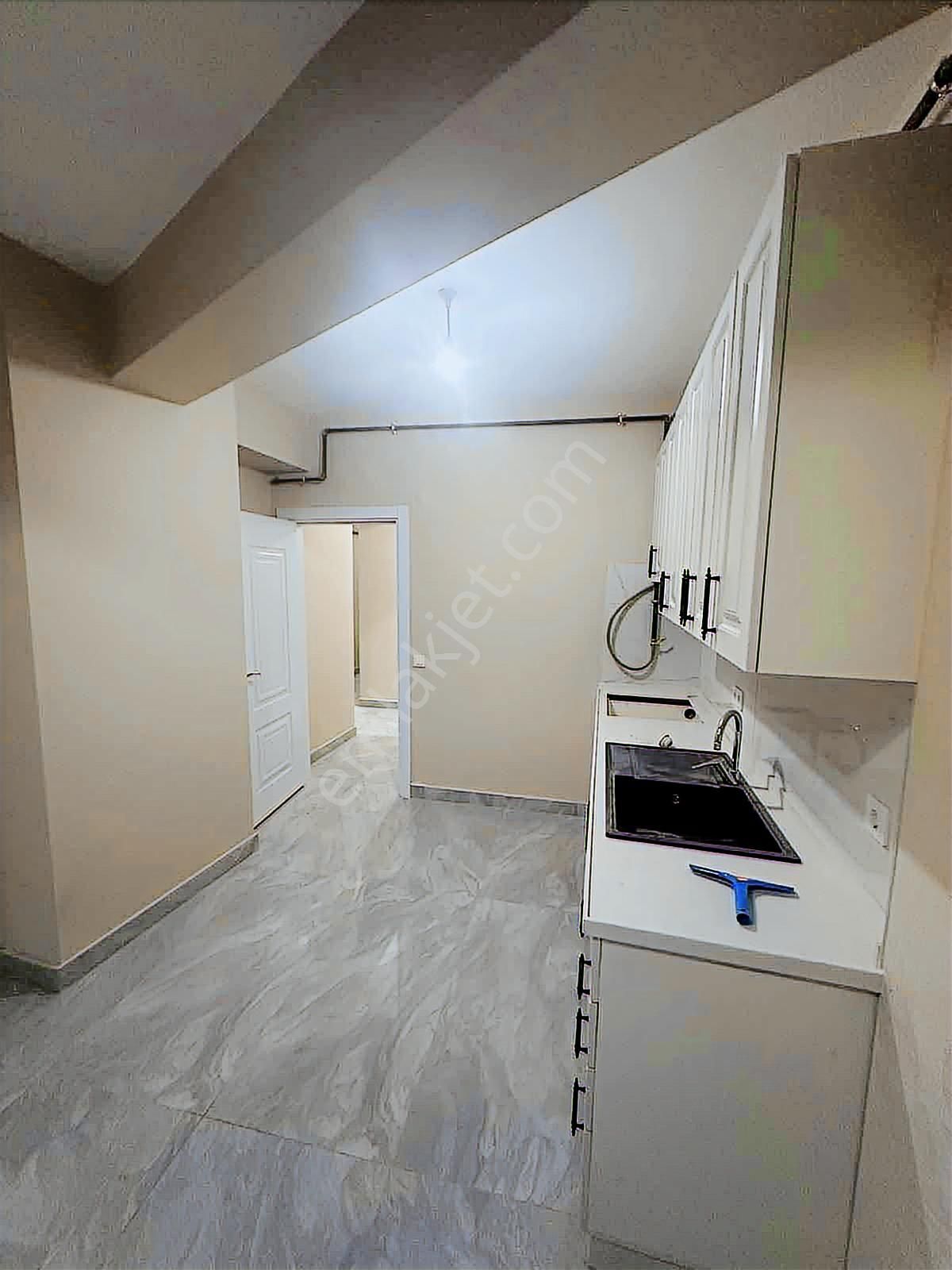 Sarıyer Cumhuriyet Mahallesin'de 2+1 Sıfır Daire - Görsel 10