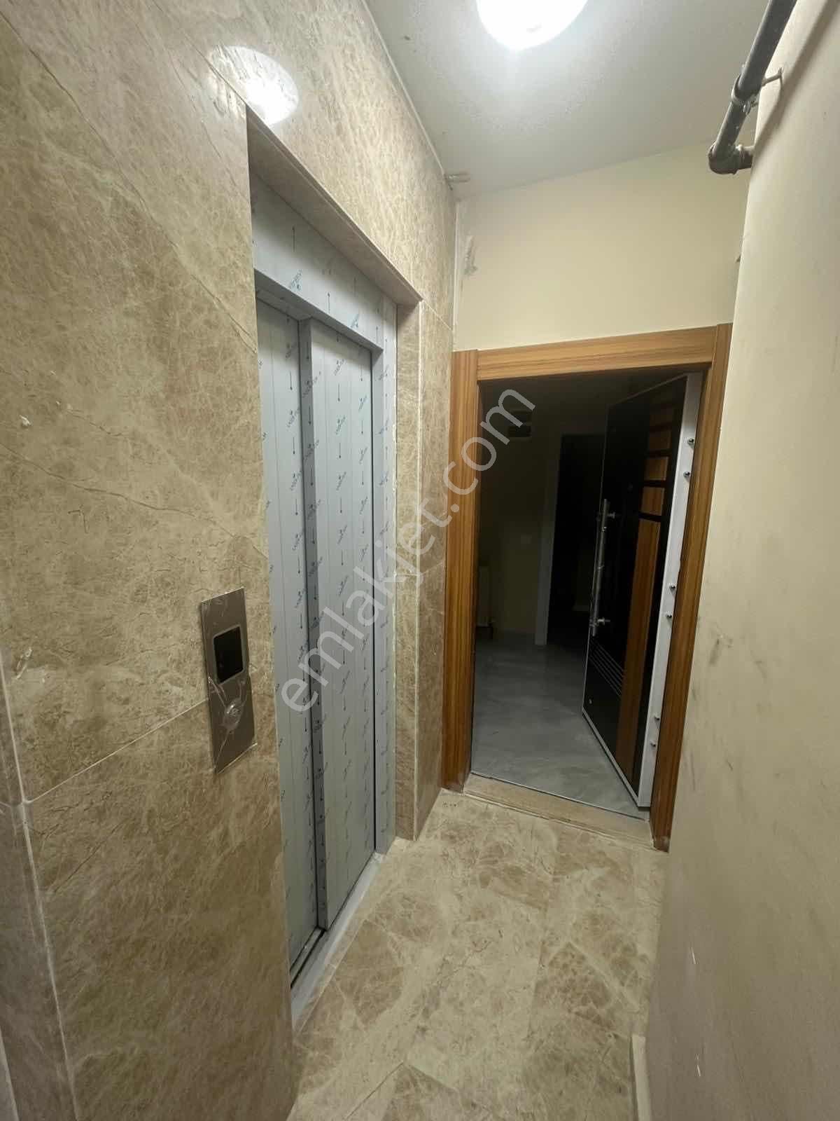 Sarıyer Cumhuriyet Mahallesin'de 2+1 Sıfır Daire - Görsel 13