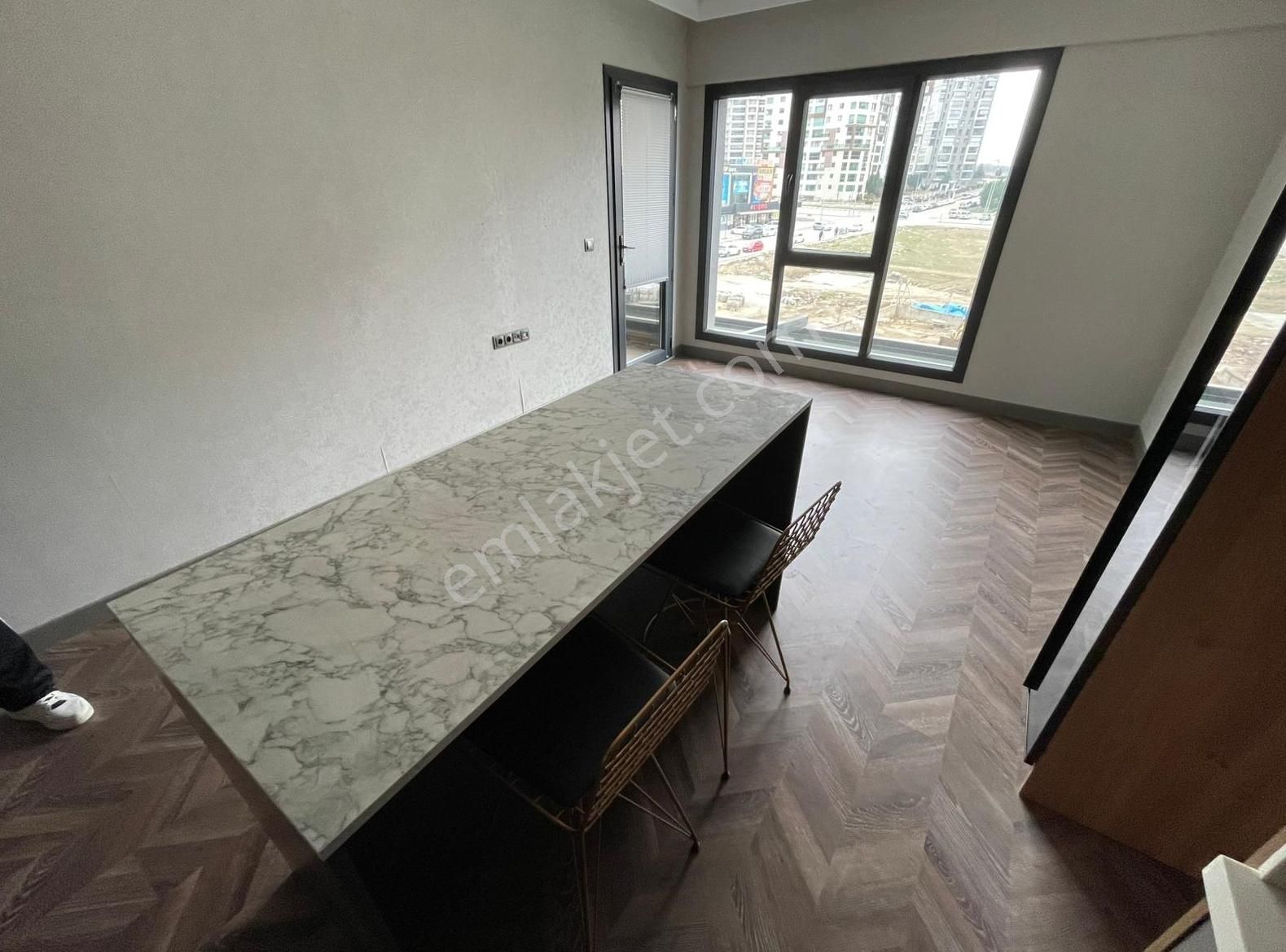 Cumhuriyet Mahallesi Ap İst Portta 2+1 Satılık Daire - Görsel 2