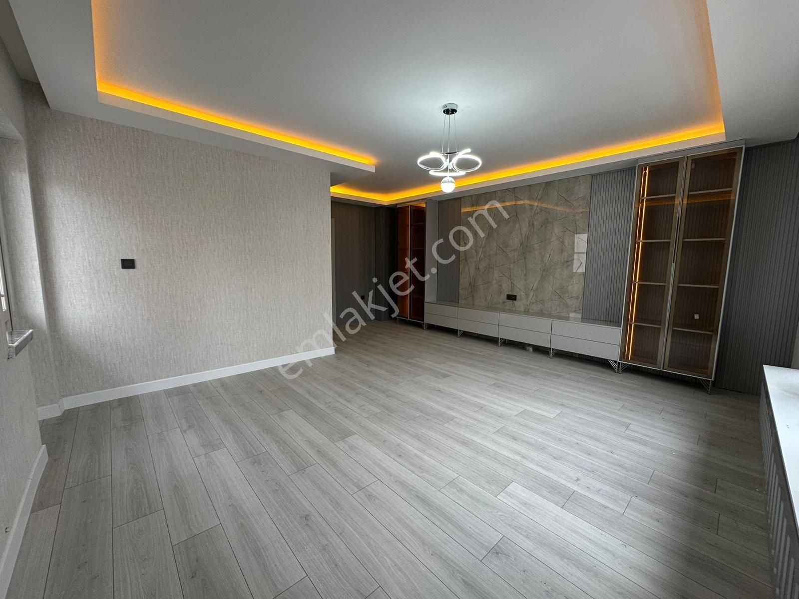 Ankara Keçiören Ayvalı'da Katta Bagımsız Full Yapılı Cad Yakını Daire - Görsel 16