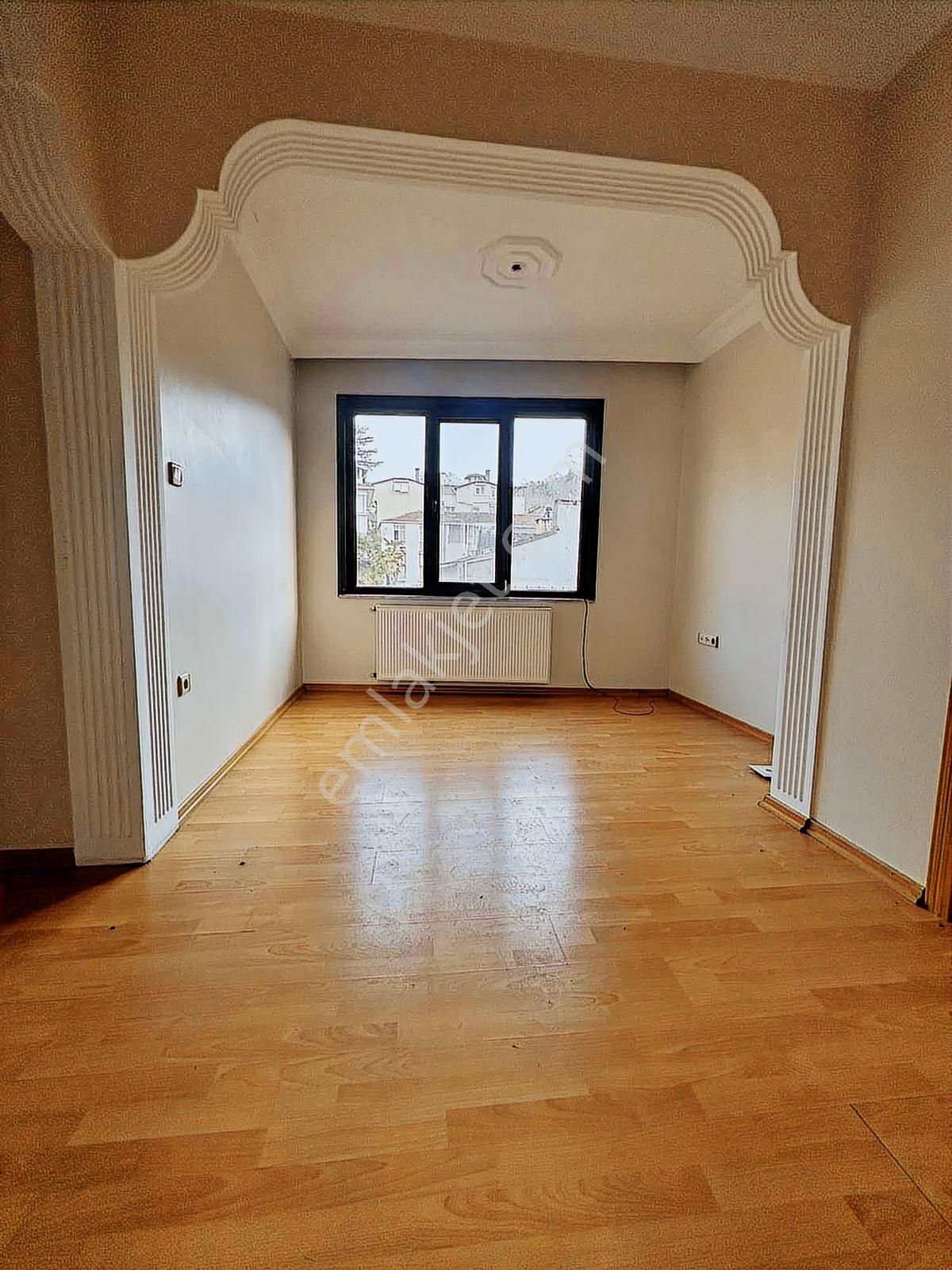 Beykoz Merkezde Kiralık Ferah Daire - Görsel 10