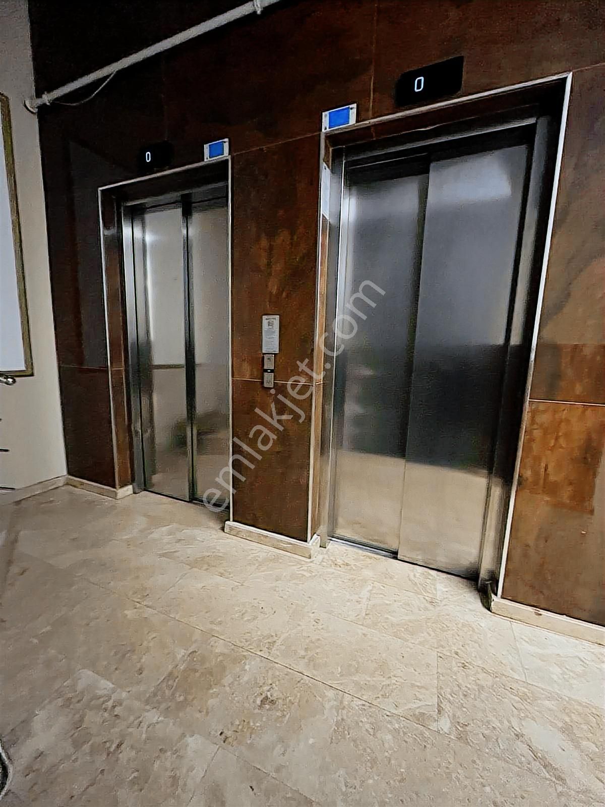 Feneryolu Minibüs Caddesi- Marmara Üniversite Karşısı 3+1 - Görsel 13