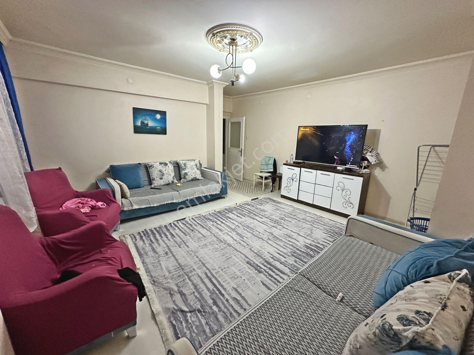 Şafaktepe Mahallesinde Merkezi Konumda Geniş 2+1 Satılık Daire - Görsel 4