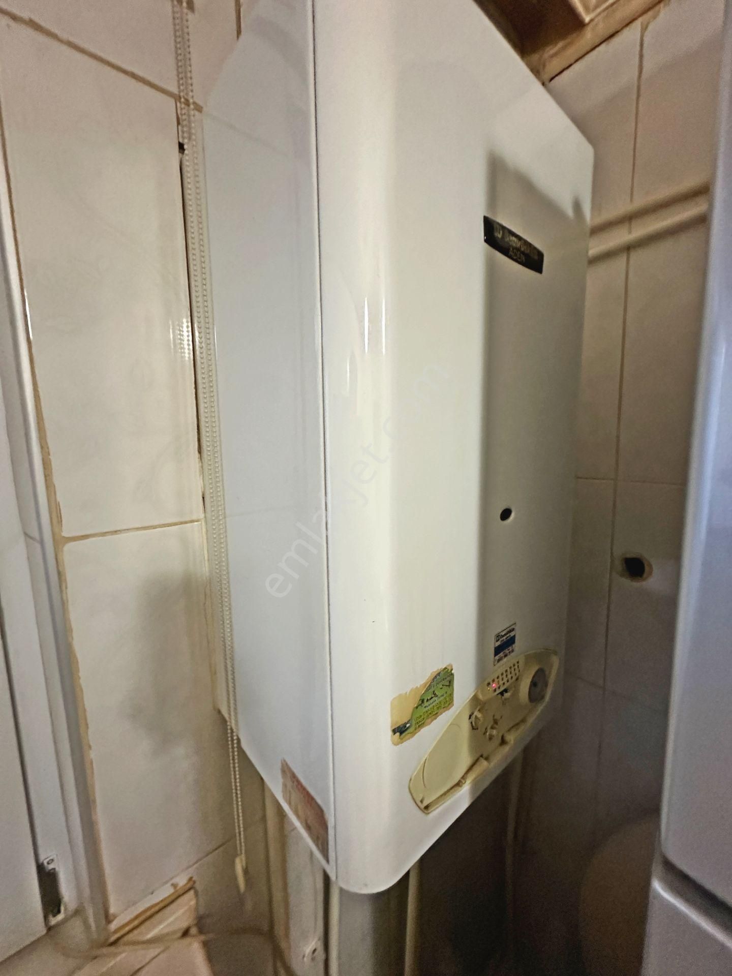 Şafaktepe Mahallesinde Merkezi Konumda Geniş 2+1 Satılık Daire - Görsel 7