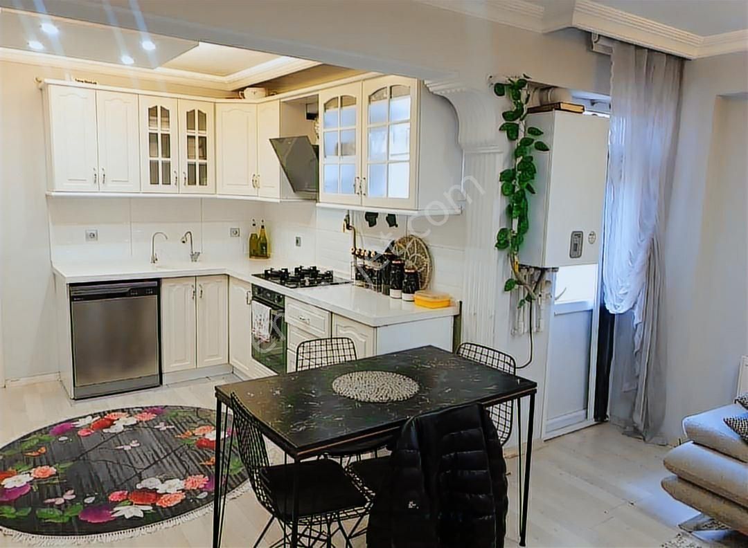 Mükemmel Lokasyona Sahip Satılık Dubleks - Görsel 2