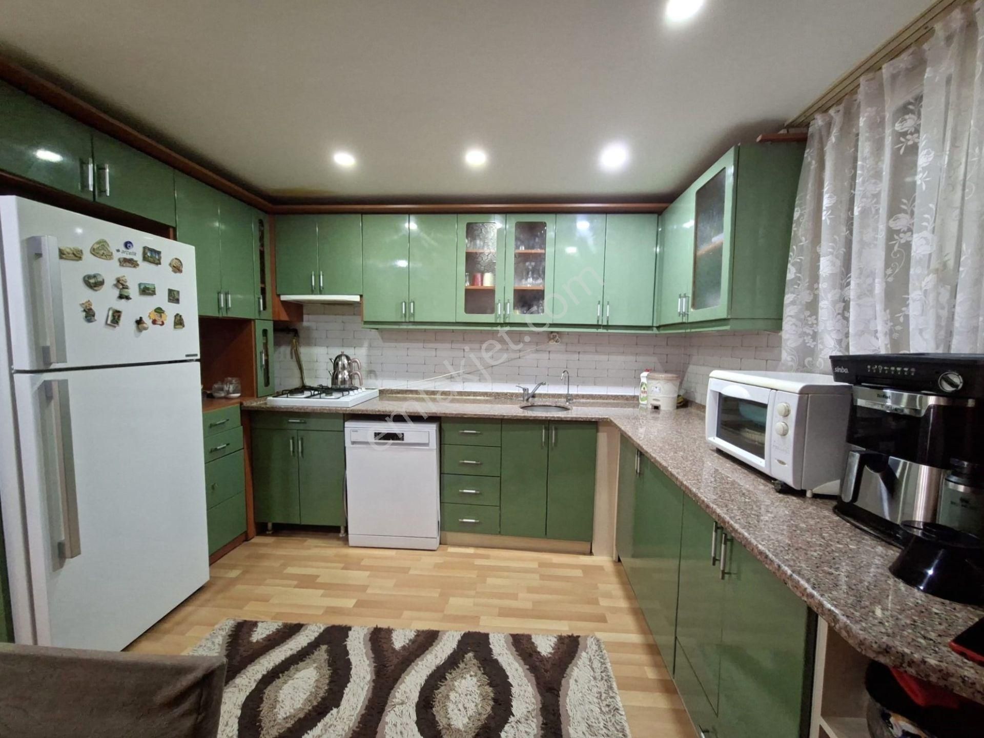 Recep Ümit'ten Turgut Reis Caddesi Yakınında Satılık Teraslı-ebeveyn Banyolu 3+1 Dubleks Daire - Görsel 4