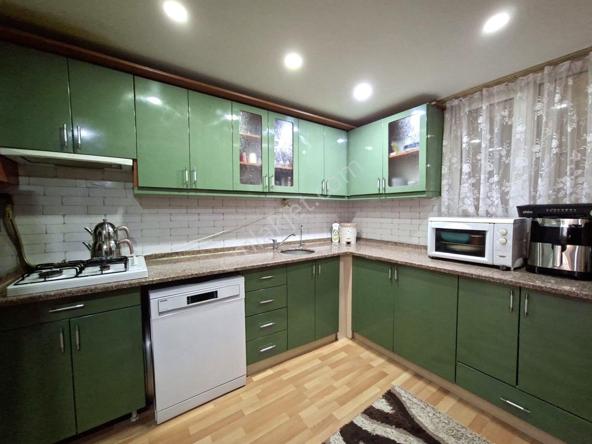 Recep Ümit'ten Turgut Reis Caddesi Yakınında Satılık Teraslı-ebeveyn Banyolu 3+1 Dubleks Daire - Görsel 2