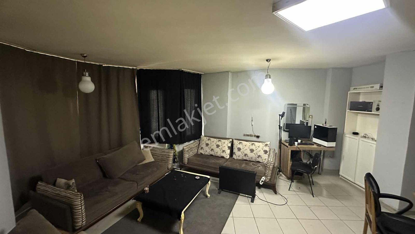 Ulucan'dan İnegöl Merkez'de Kaptan İş Hanın'da Satılık Dükkan - Görsel 6