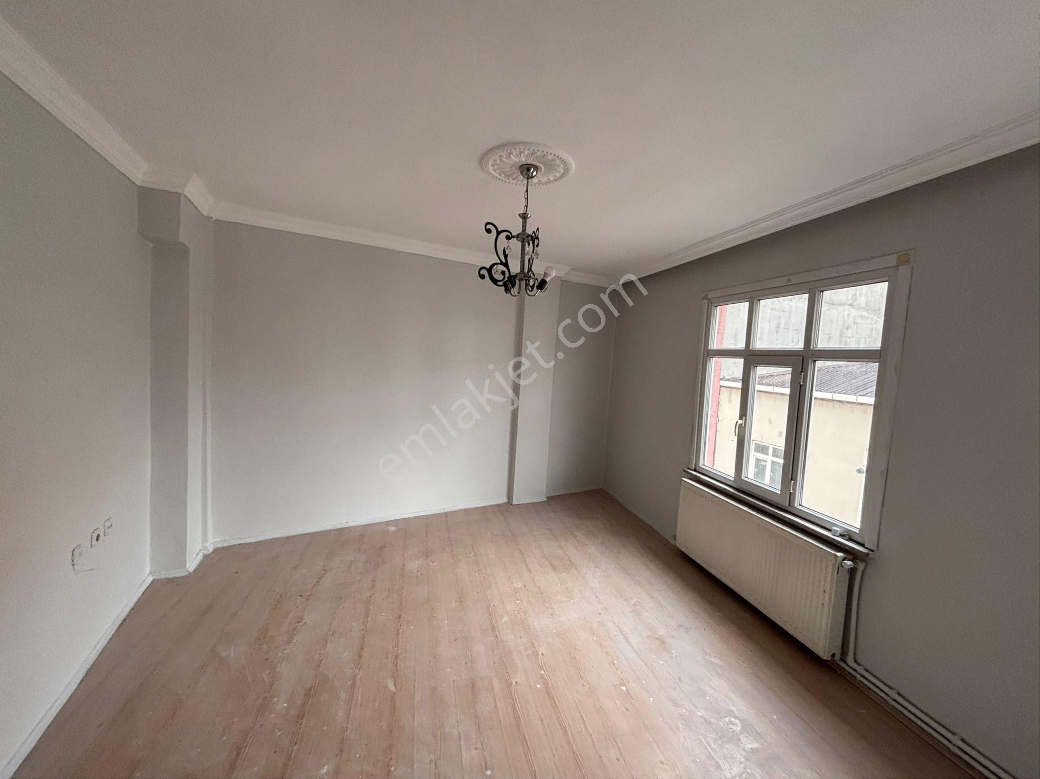 Söğütlüçeşme De 2+1 Balkonlu Ara Kat - Görsel 31