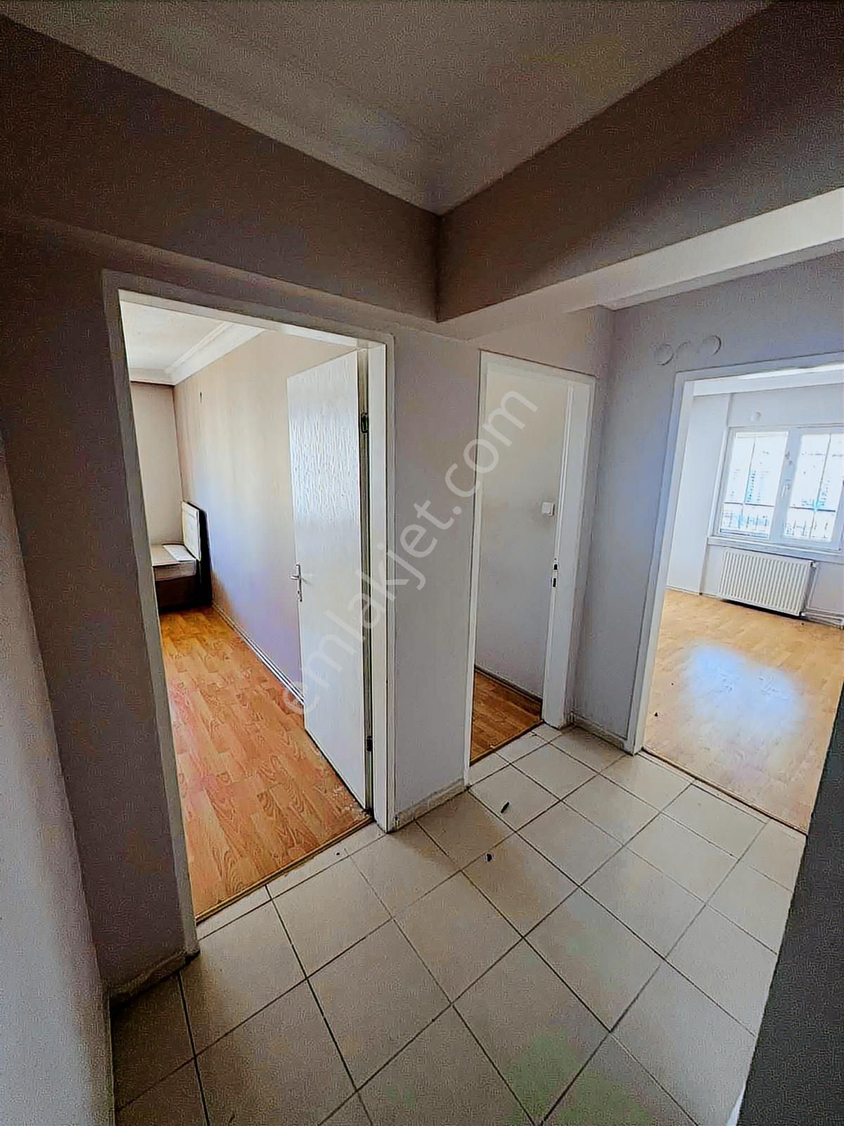 Ahi Mesut'ta Site İçerisinde Kiralık 3+1 Yapılı Daire Turyap'tan - Görsel 28